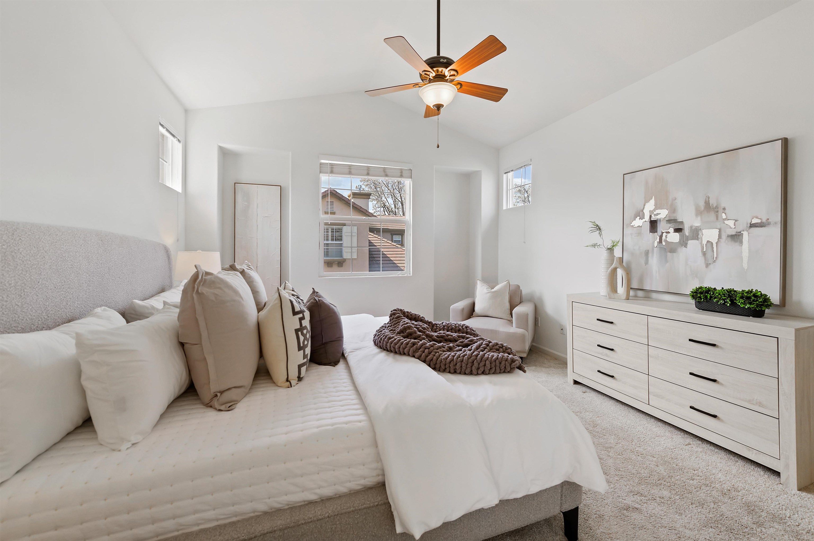 Detail Gallery Image 19 of 30 For 3989 Strafford Ct, Dublin,  CA 94568 - 3 Beds | 2/1 Baths