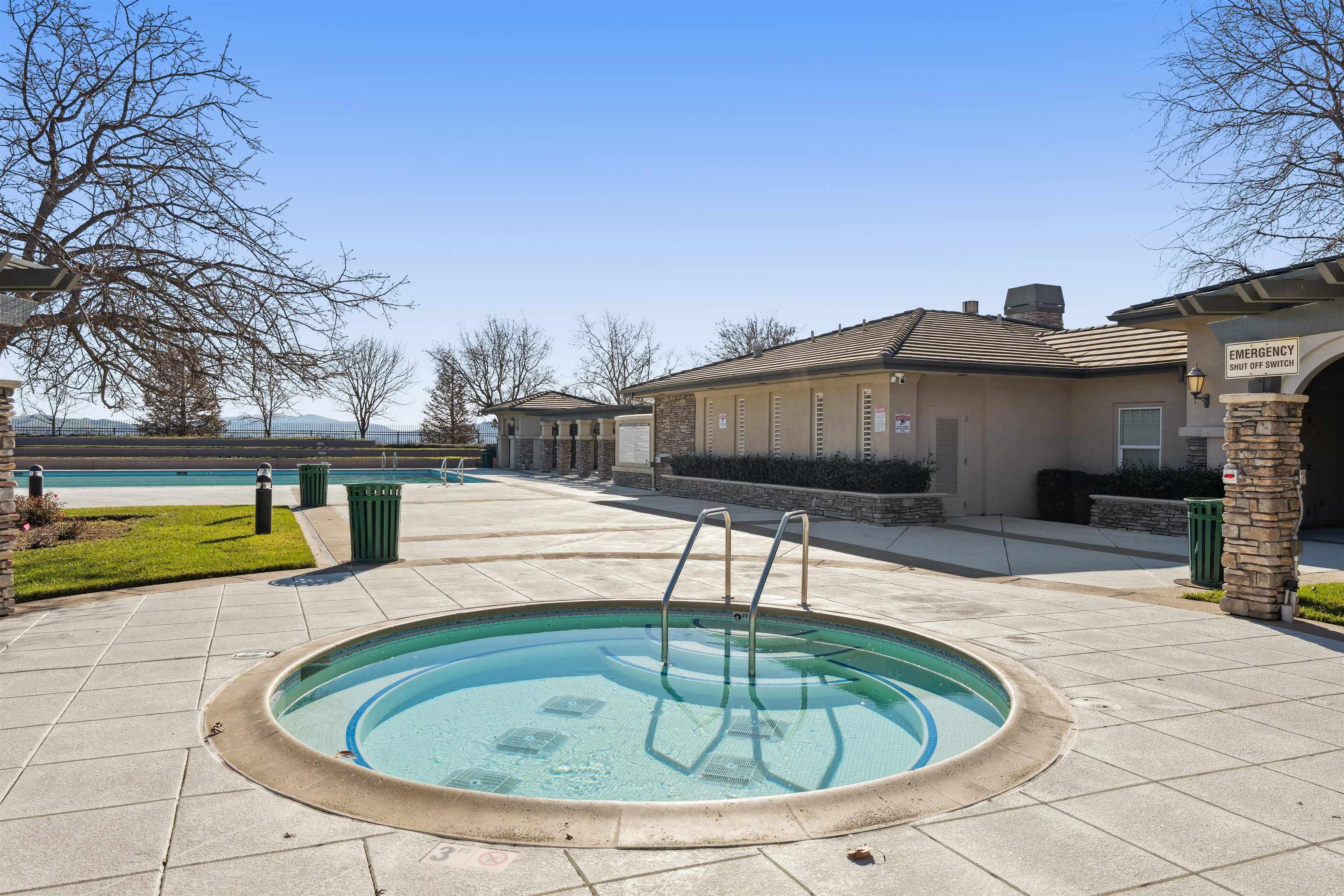 Detail Gallery Image 28 of 29 For 3989 Strafford Ct, Dublin,  CA 94568 - 3 Beds | 2/1 Baths