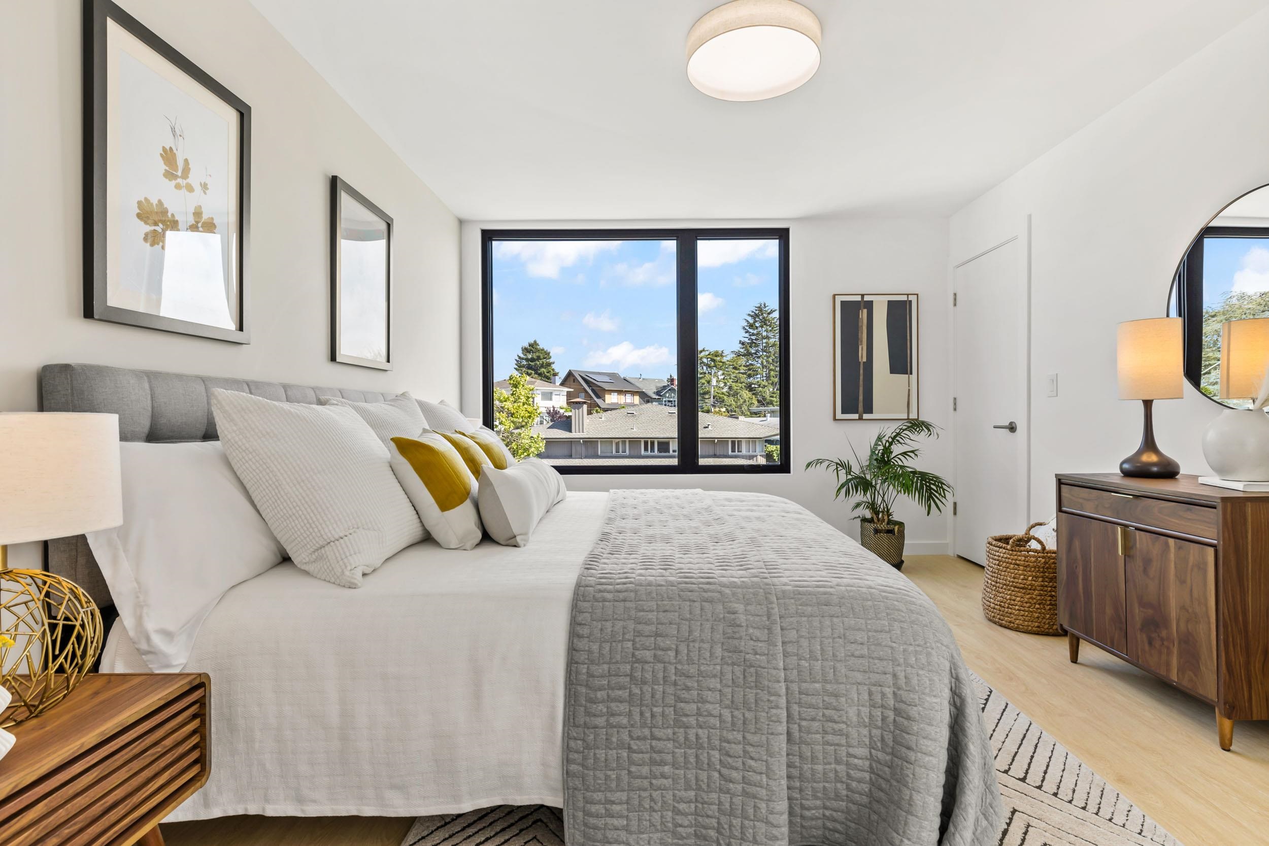 Detail Gallery Image 18 of 26 For 1235 Hampel St., Oakland,  CA 94602 - 3 Beds | 2 Baths