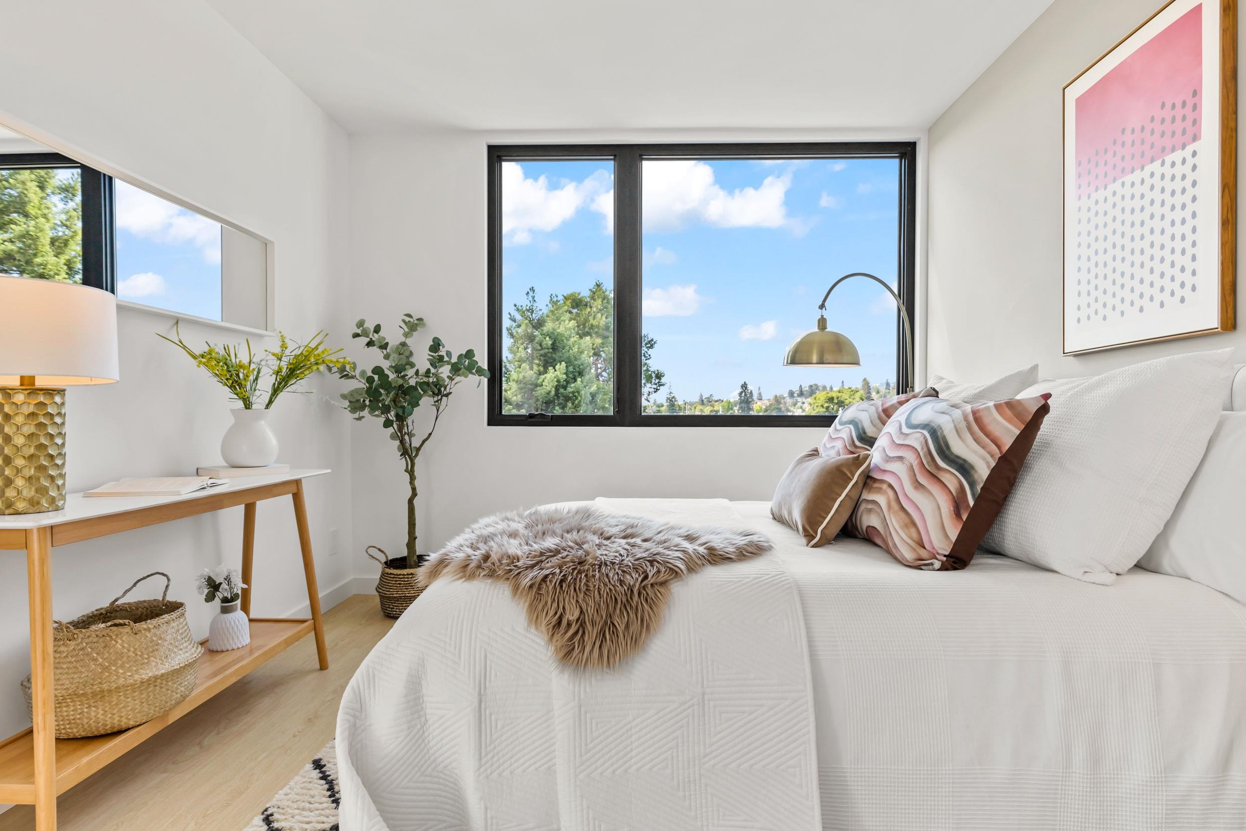 Detail Gallery Image 19 of 26 For 1235 Hampel St., Oakland,  CA 94602 - 3 Beds | 2 Baths