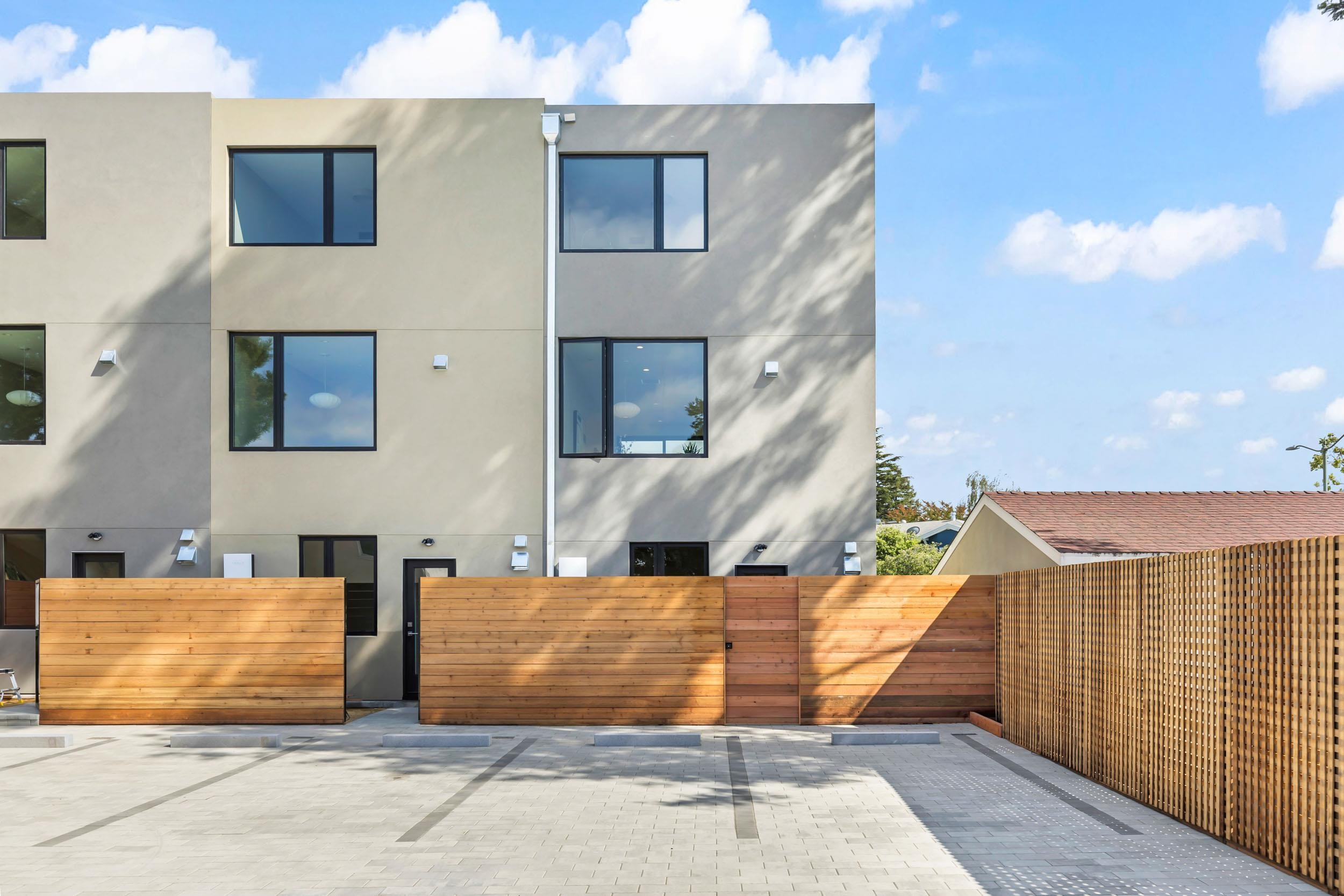 Detail Gallery Image 25 of 26 For 1235 Hampel St., Oakland,  CA 94602 - 3 Beds | 2 Baths