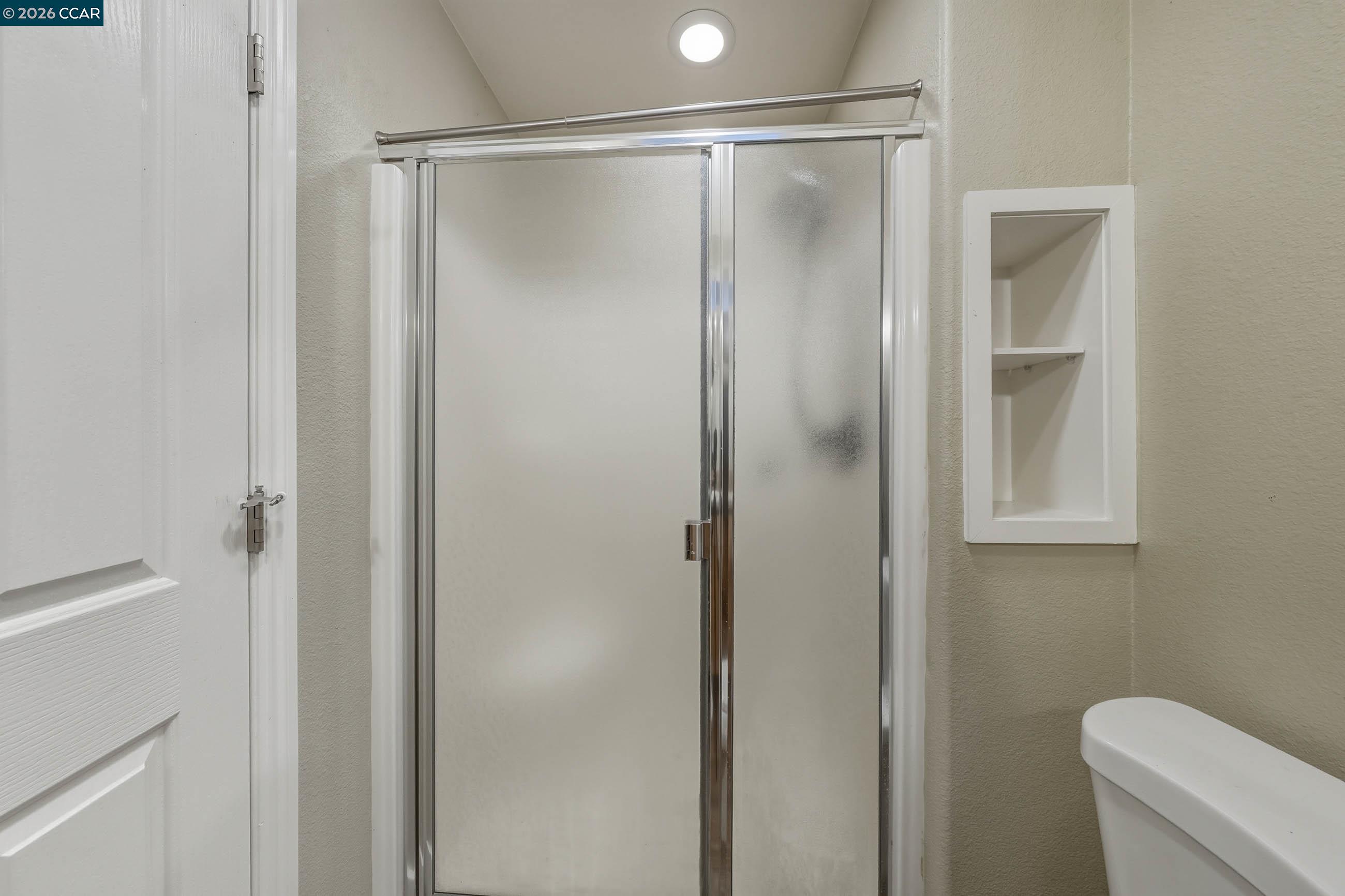 Detail Gallery Image 22 of 29 For 18357 Deer Hill Rd, Hidden Valley Lake,  CA 95467 - 3 Beds | 2 Baths