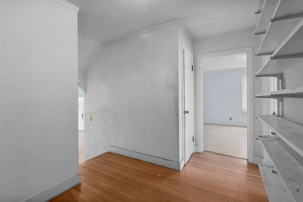 Detail Gallery Image 14 of 55 For 5901 Burlingame Avenue, Richmond,  CA 94804 - 3 Beds | 1/1 Baths