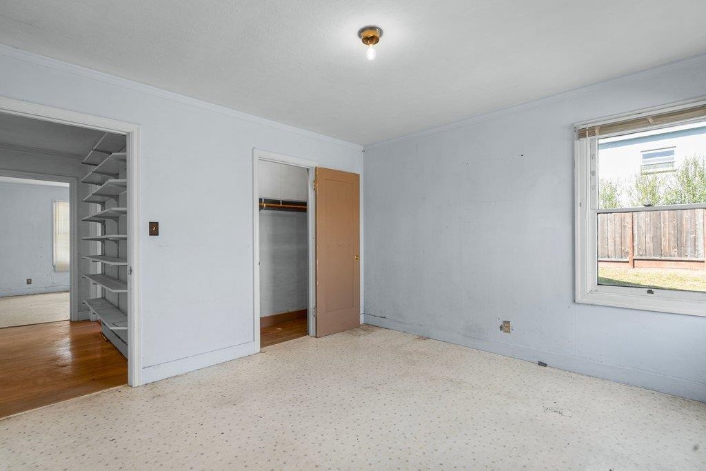 Detail Gallery Image 15 of 55 For 5901 Burlingame Avenue, Richmond,  CA 94804 - 3 Beds | 1/1 Baths