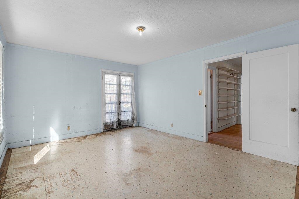 Detail Gallery Image 23 of 55 For 5901 Burlingame Avenue, Richmond,  CA 94804 - 3 Beds | 1/1 Baths