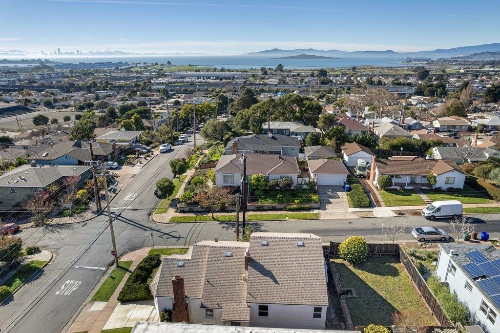 Detail Gallery Image 54 of 55 For 5901 Burlingame Avenue, Richmond,  CA 94804 - 3 Beds | 1/1 Baths