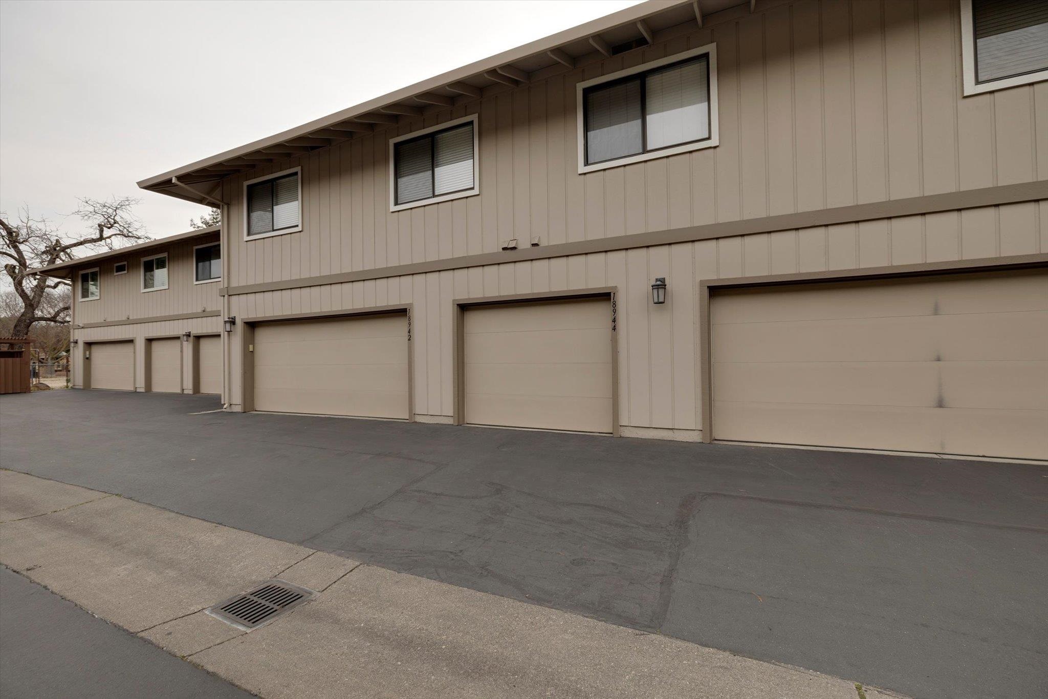 Detail Gallery Image 25 of 30 For 18944 Sara Park Cir, Saratoga,  CA 95070 - 2 Beds | 2 Baths