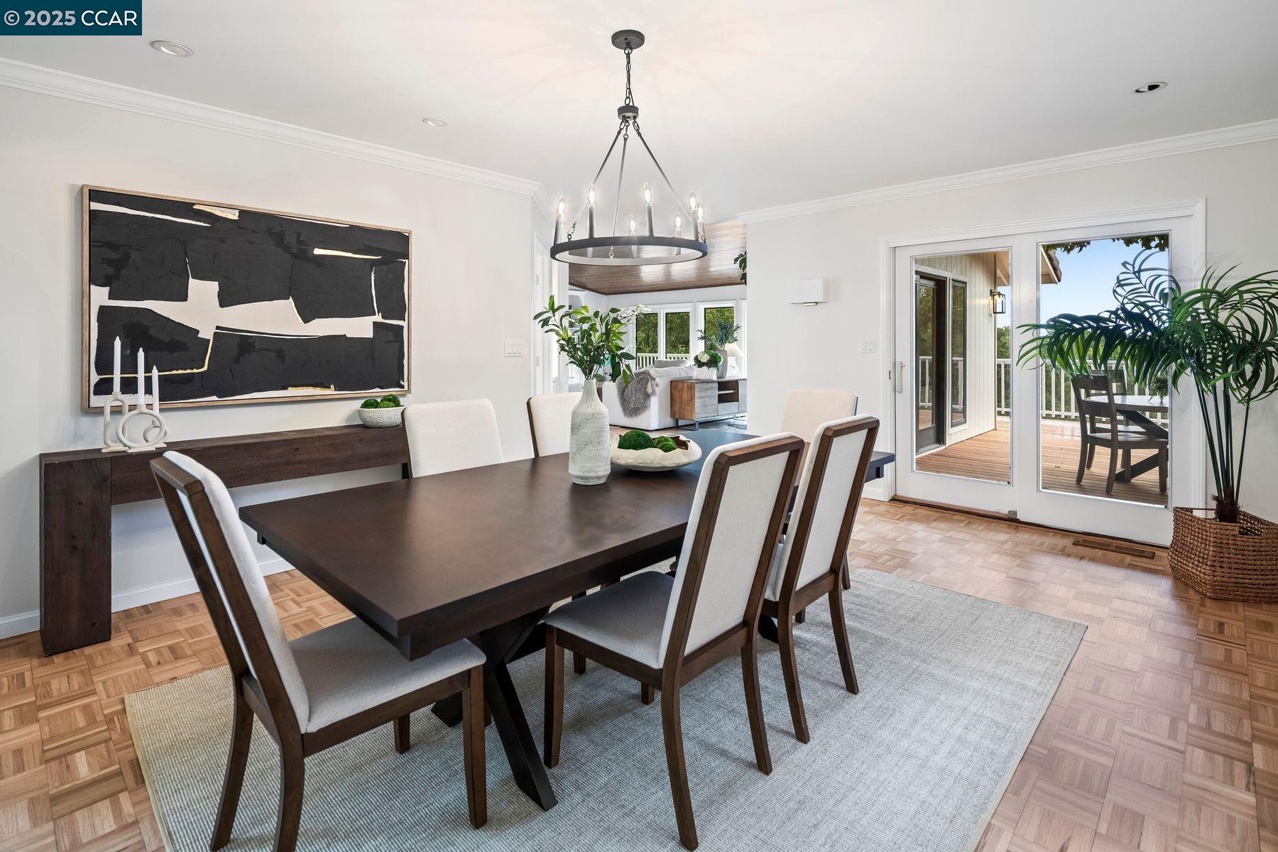 Detail Gallery Image 13 of 50 For 4500 Canyon Road, Lafayette,  CA 94549-2709 - 4 Beds | 3/2 Baths