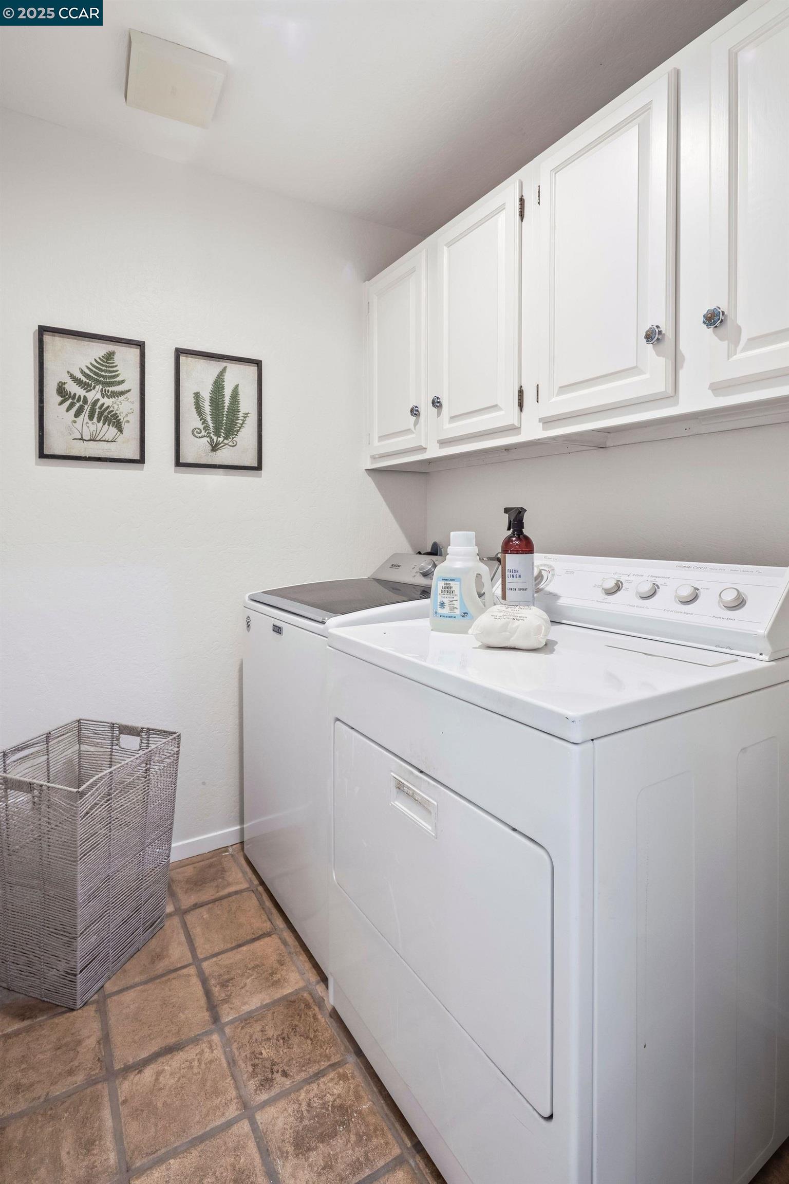 Detail Gallery Image 34 of 50 For 4500 Canyon Road, Lafayette,  CA 94549-2709 - 4 Beds | 3/2 Baths