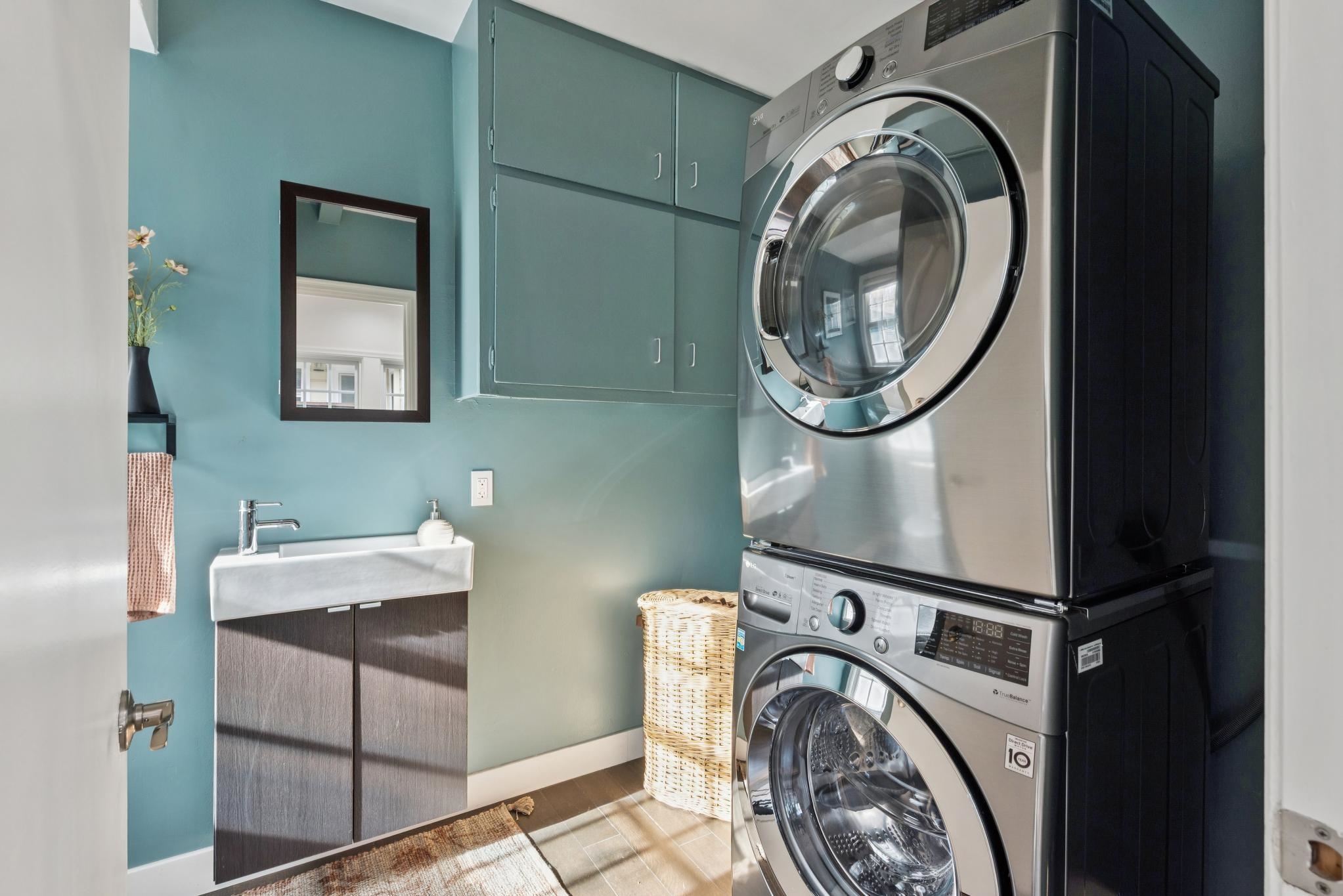 Detail Gallery Image 32 of 40 For 7607 Valentine St, Oakland,  CA 94605 - 2 Beds | 1/1 Baths