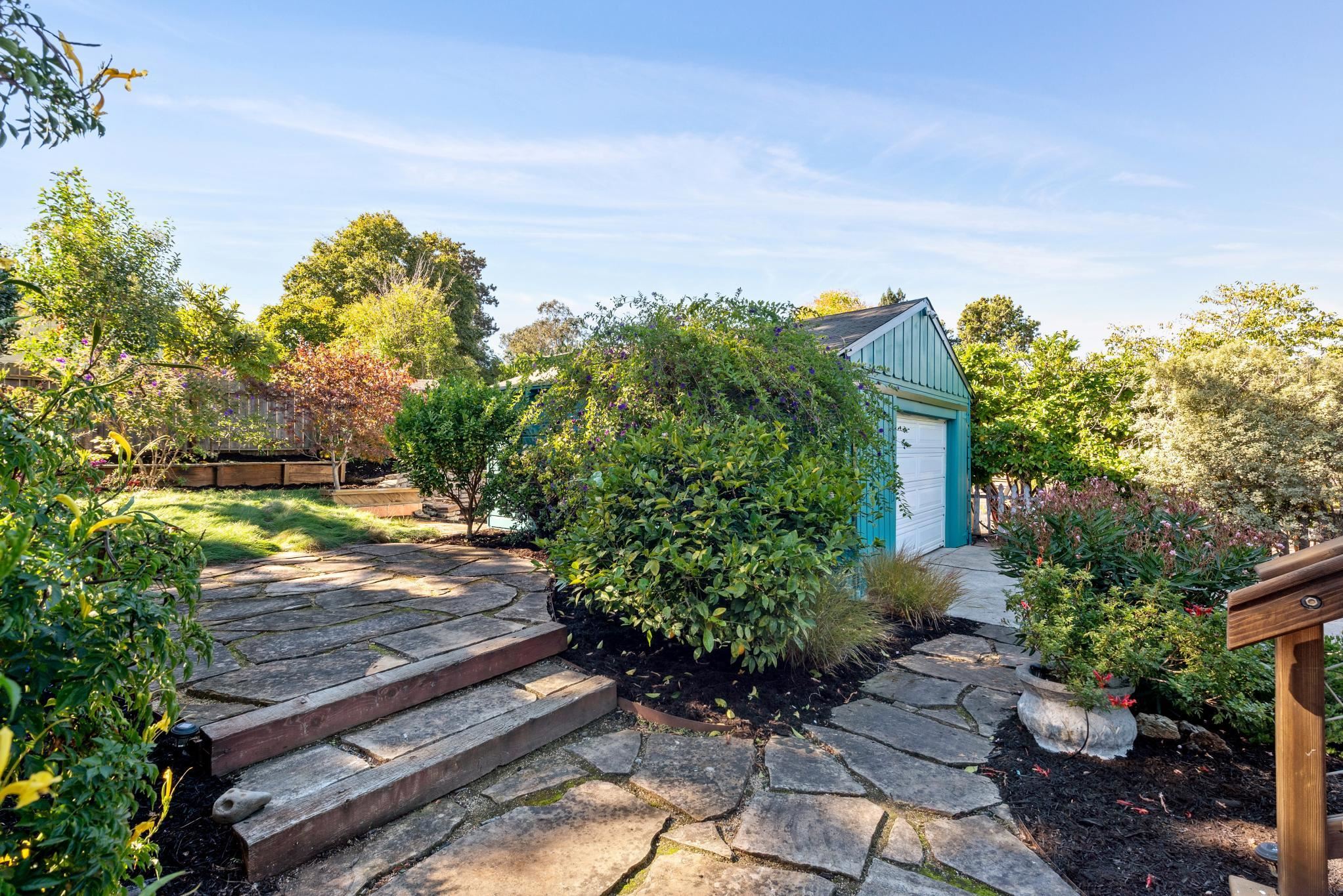 Detail Gallery Image 33 of 40 For 7607 Valentine St, Oakland,  CA 94605 - 2 Beds | 1/1 Baths