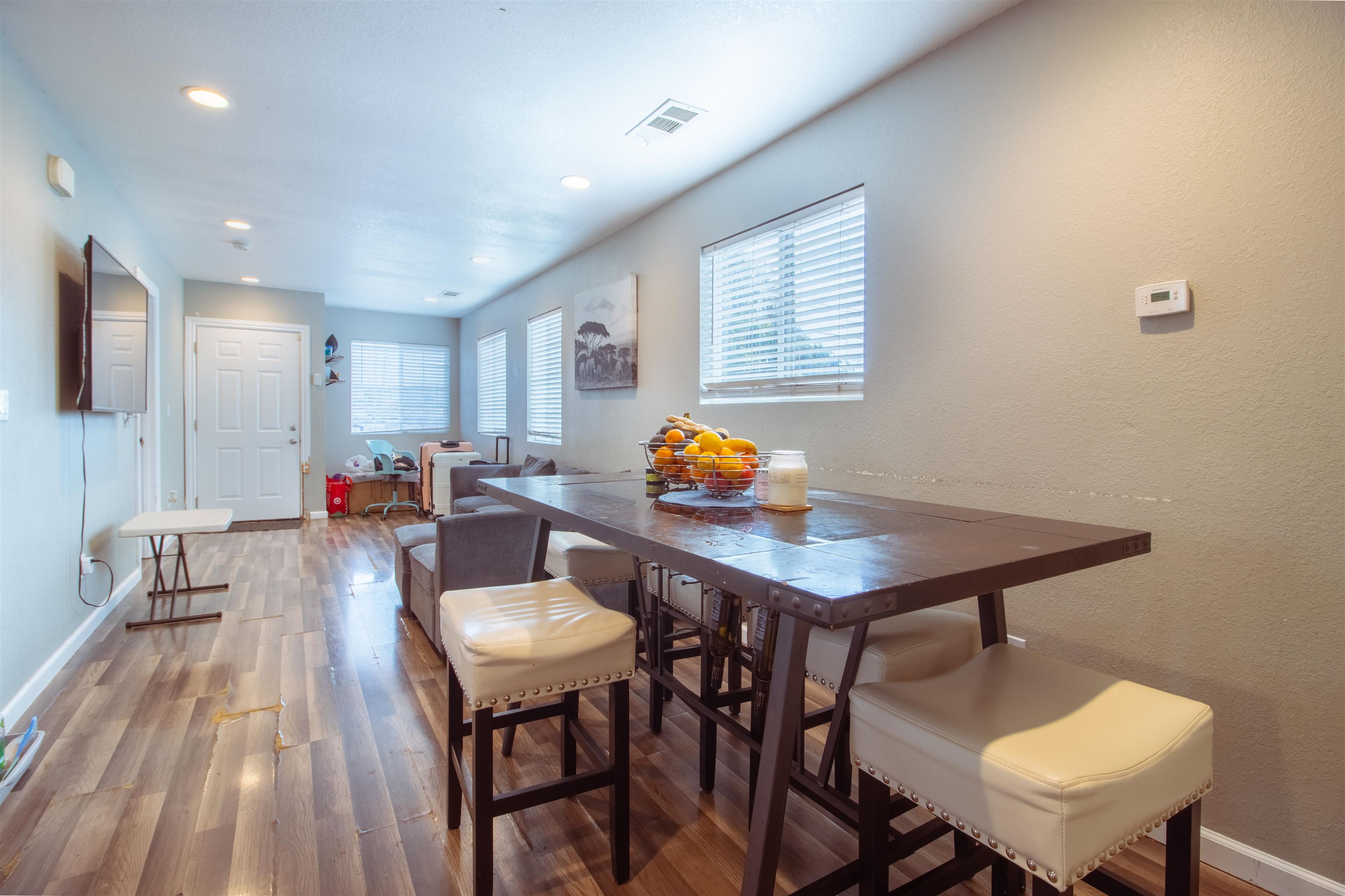 Detail Gallery Image 6 of 15 For 653 2nd St, Richmond,  CA 94801 - 4 Beds | 3 Baths