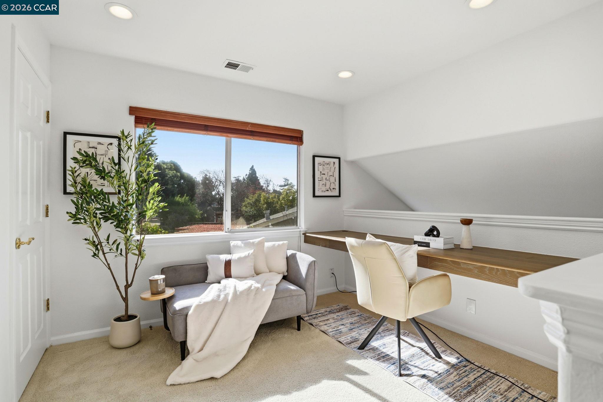 Detail Gallery Image 13 of 28 For 8106 Pebble Beach Ave, Newark,  CA 94560 - 3 Beds | 2/1 Baths