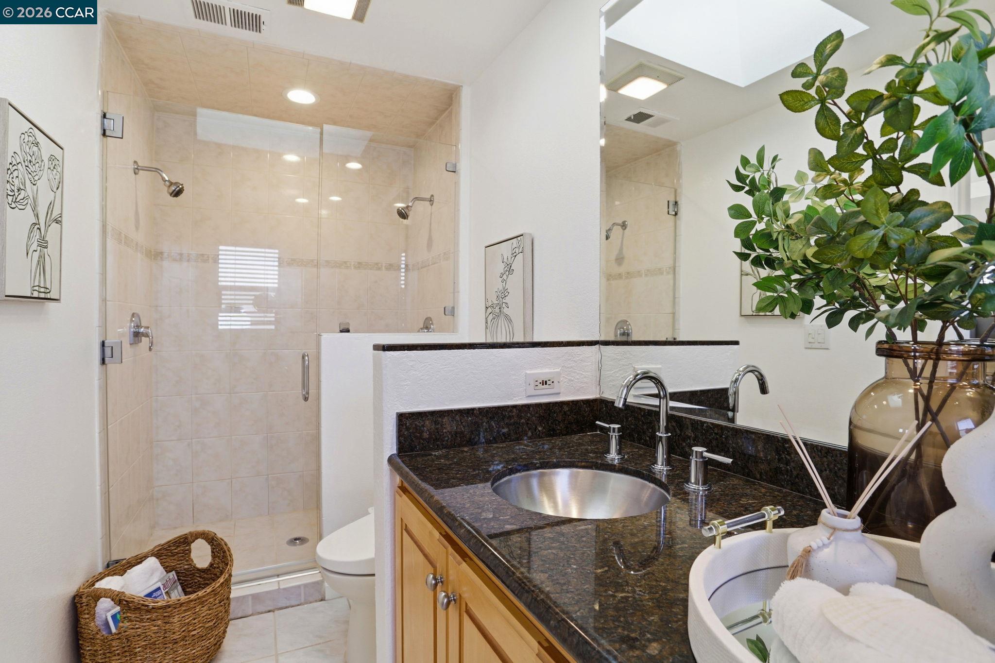 Detail Gallery Image 20 of 28 For 8106 Pebble Beach Ave, Newark,  CA 94560 - 3 Beds | 2/1 Baths