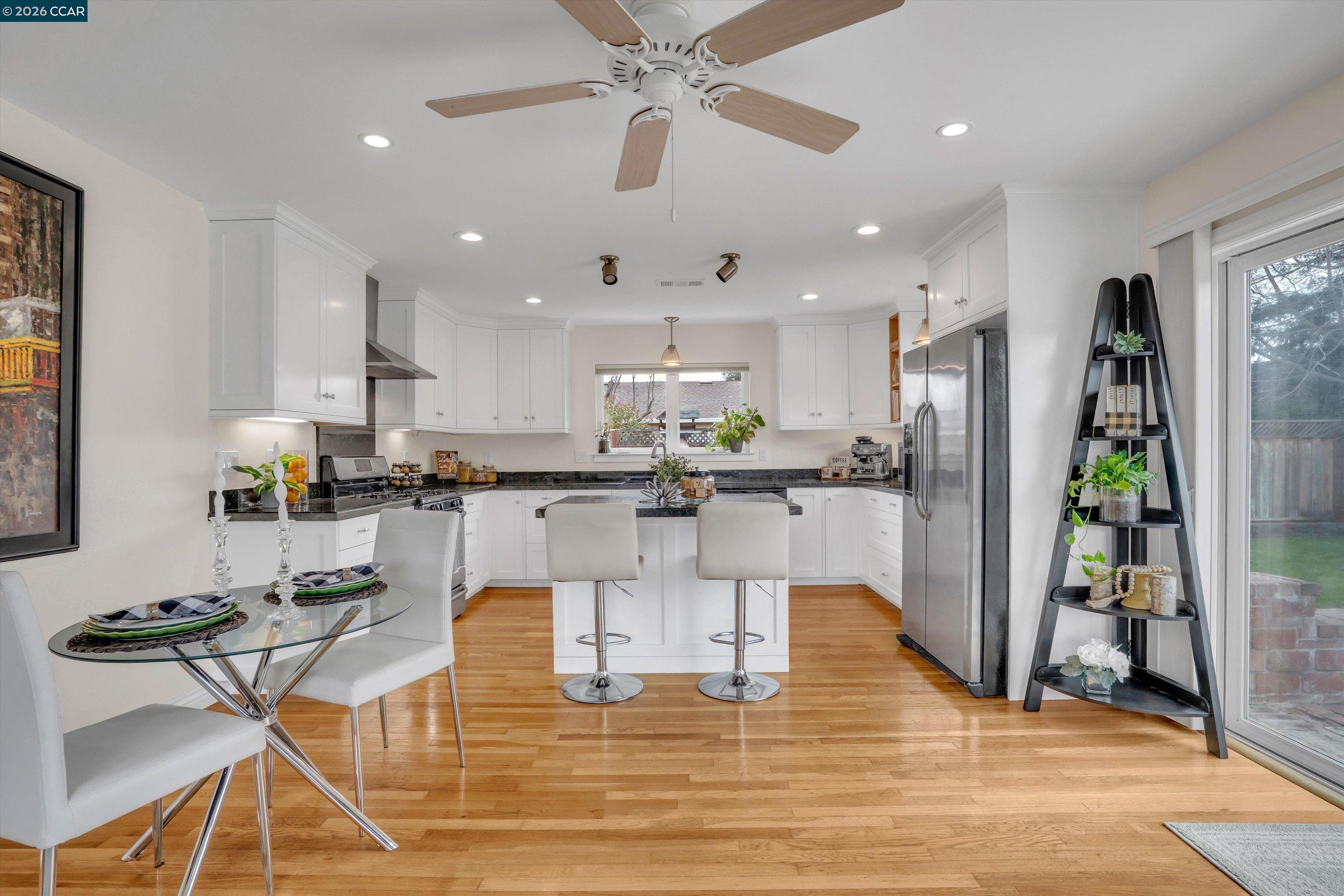 Detail Gallery Image 11 of 50 For 1579 Farm Bureau Rd, Concord,  CA 94519 - 4 Beds | 3 Baths