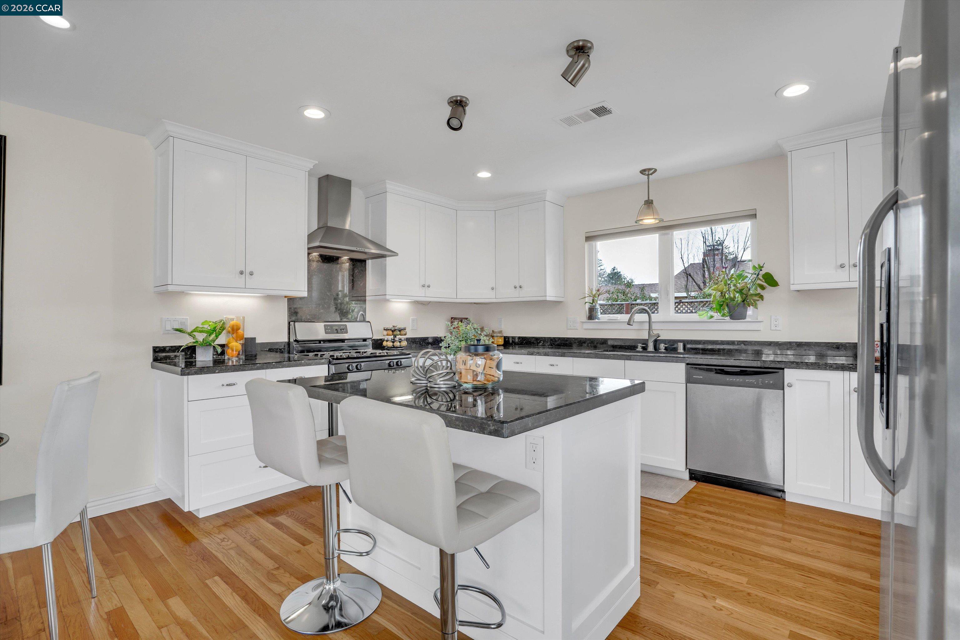 Detail Gallery Image 14 of 50 For 1579 Farm Bureau Rd, Concord,  CA 94519 - 4 Beds | 3 Baths