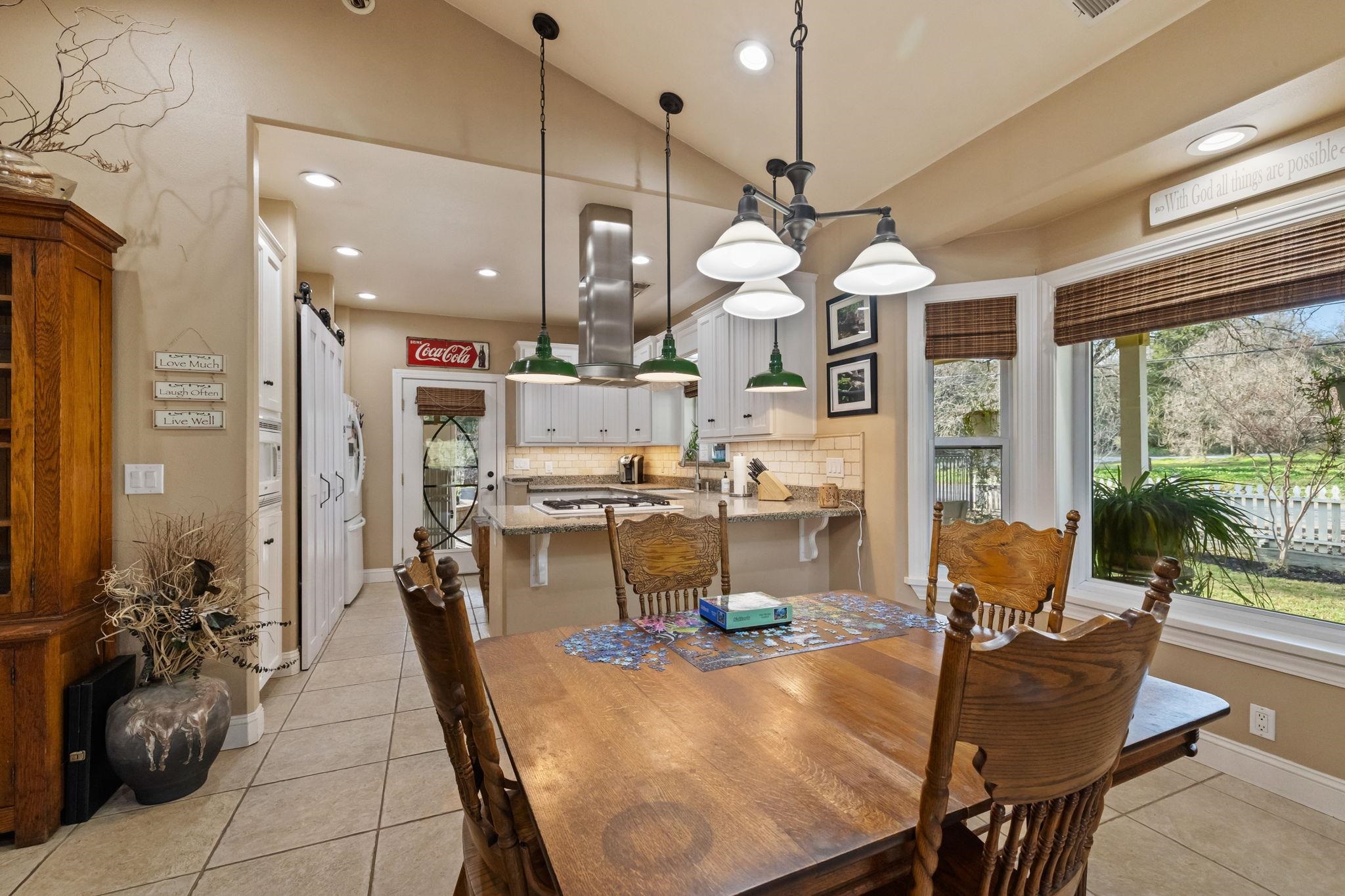 Detail Gallery Image 8 of 60 For 10177 Pulpit Rock Road, Jamestown,  CA 95327 - 2 Beds | 2 Baths