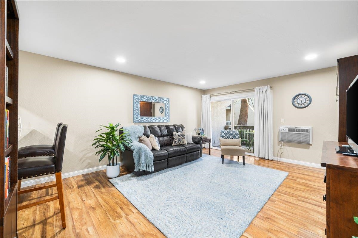 Photo #22: 41121902 Listing: Photo #22