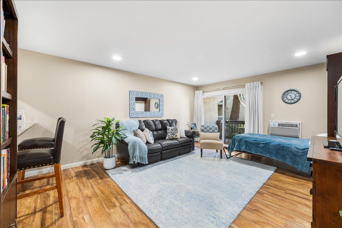 Photo #6: 41121902 Listing: Photo #6