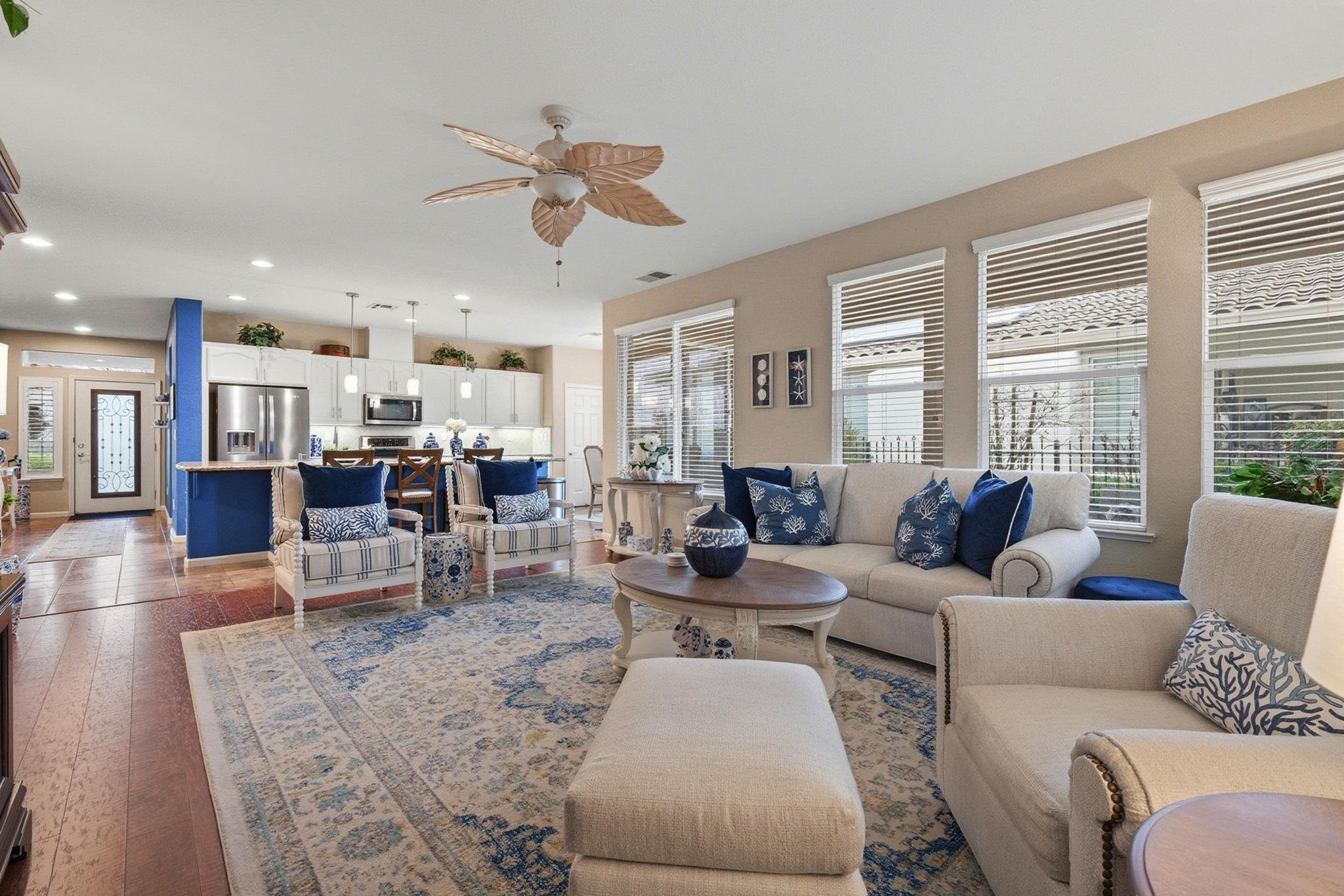 Front Image Thumbnail for EB41121905