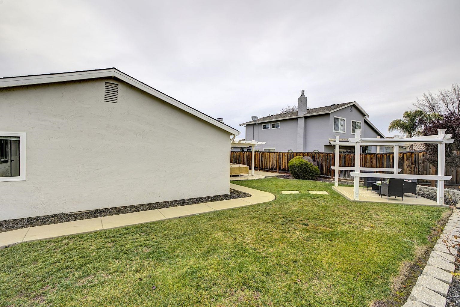 Detail Gallery Image 32 of 38 For 632 Carla Street, Livermore,  CA 94550 - 4 Beds | 2 Baths