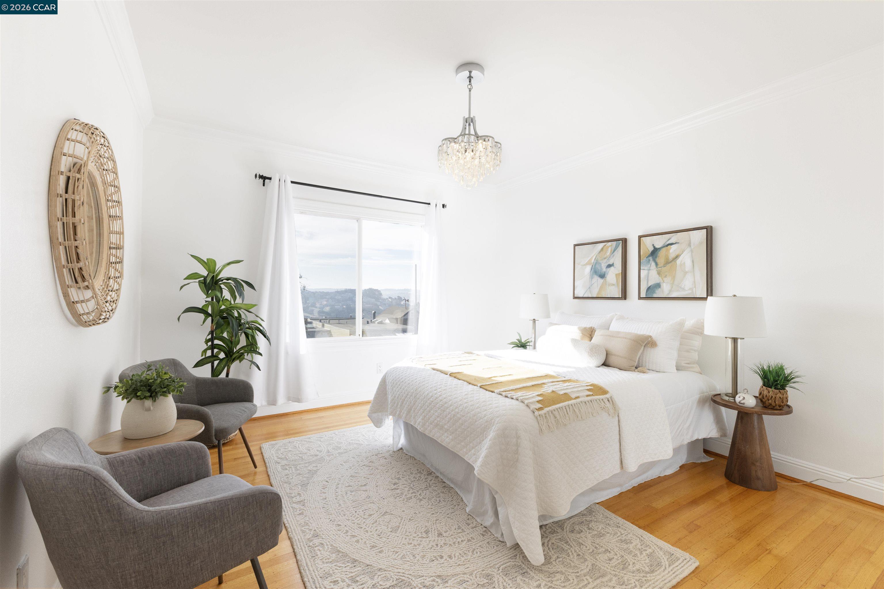 Detail Gallery Image 14 of 40 For 719 Lakeview Ave, San Francisco,  CA 94112 - 3 Beds | 2 Baths