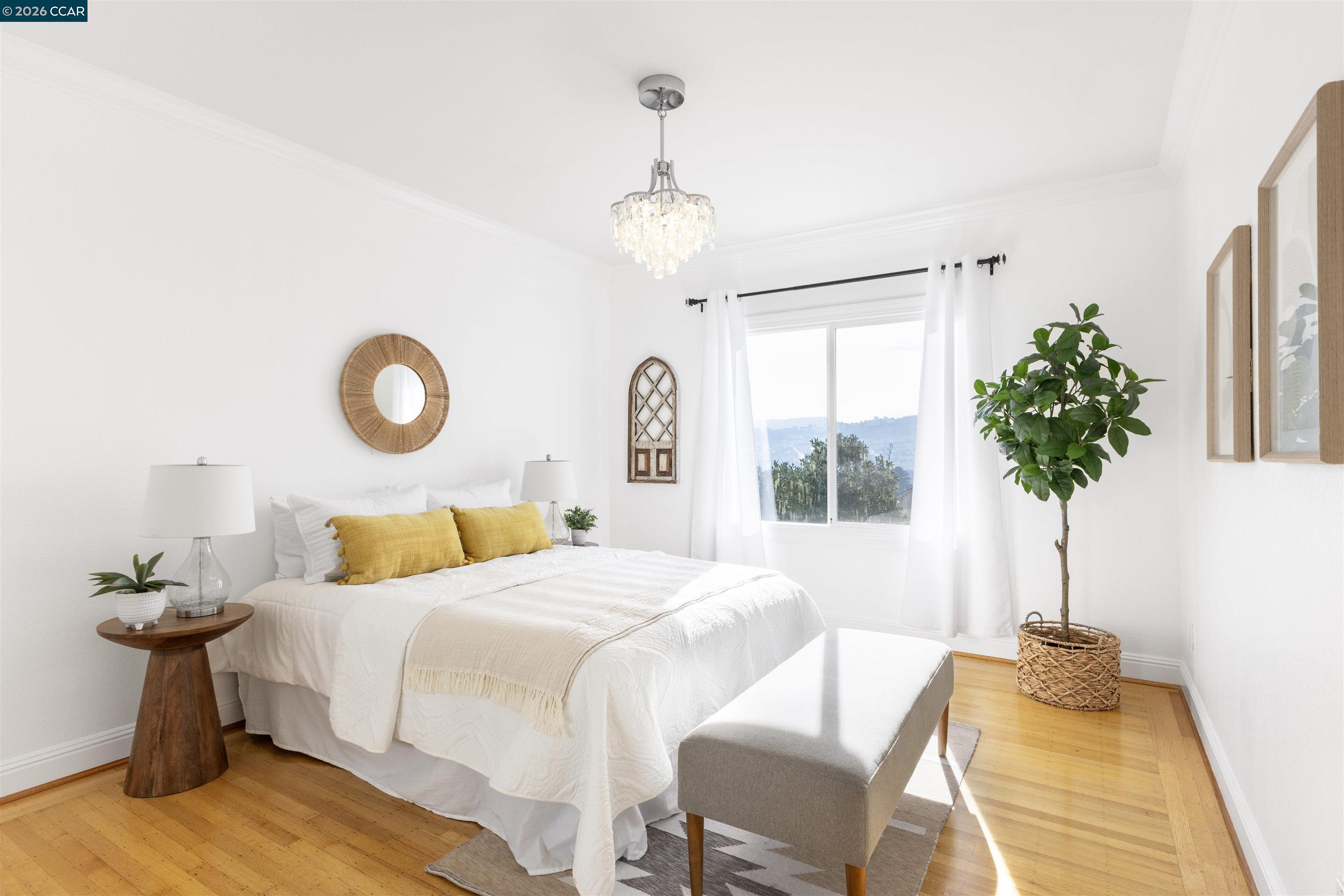 Detail Gallery Image 17 of 40 For 719 Lakeview Ave, San Francisco,  CA 94112 - 3 Beds | 2 Baths