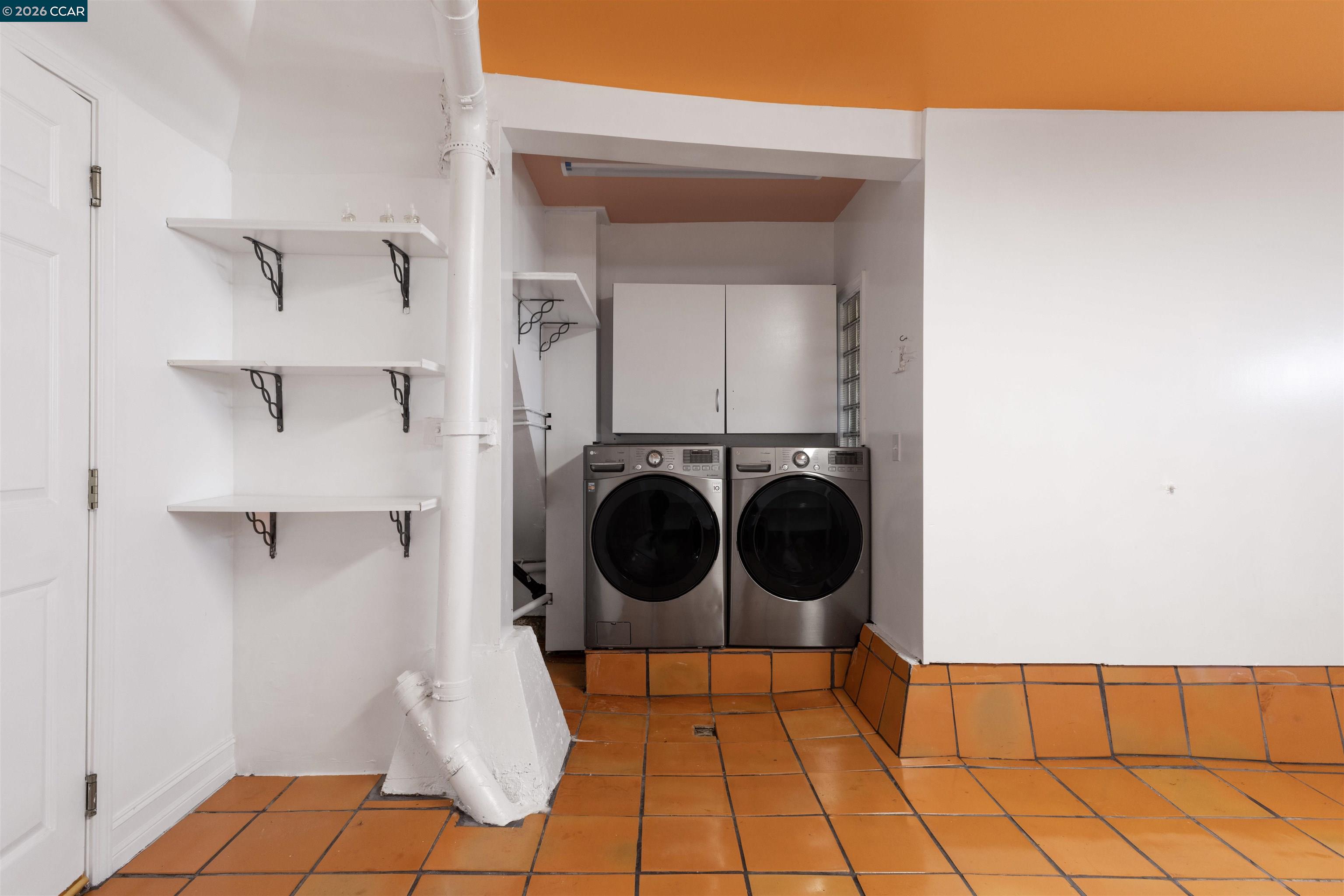 Detail Gallery Image 33 of 40 For 719 Lakeview Ave, San Francisco,  CA 94112 - 3 Beds | 2 Baths