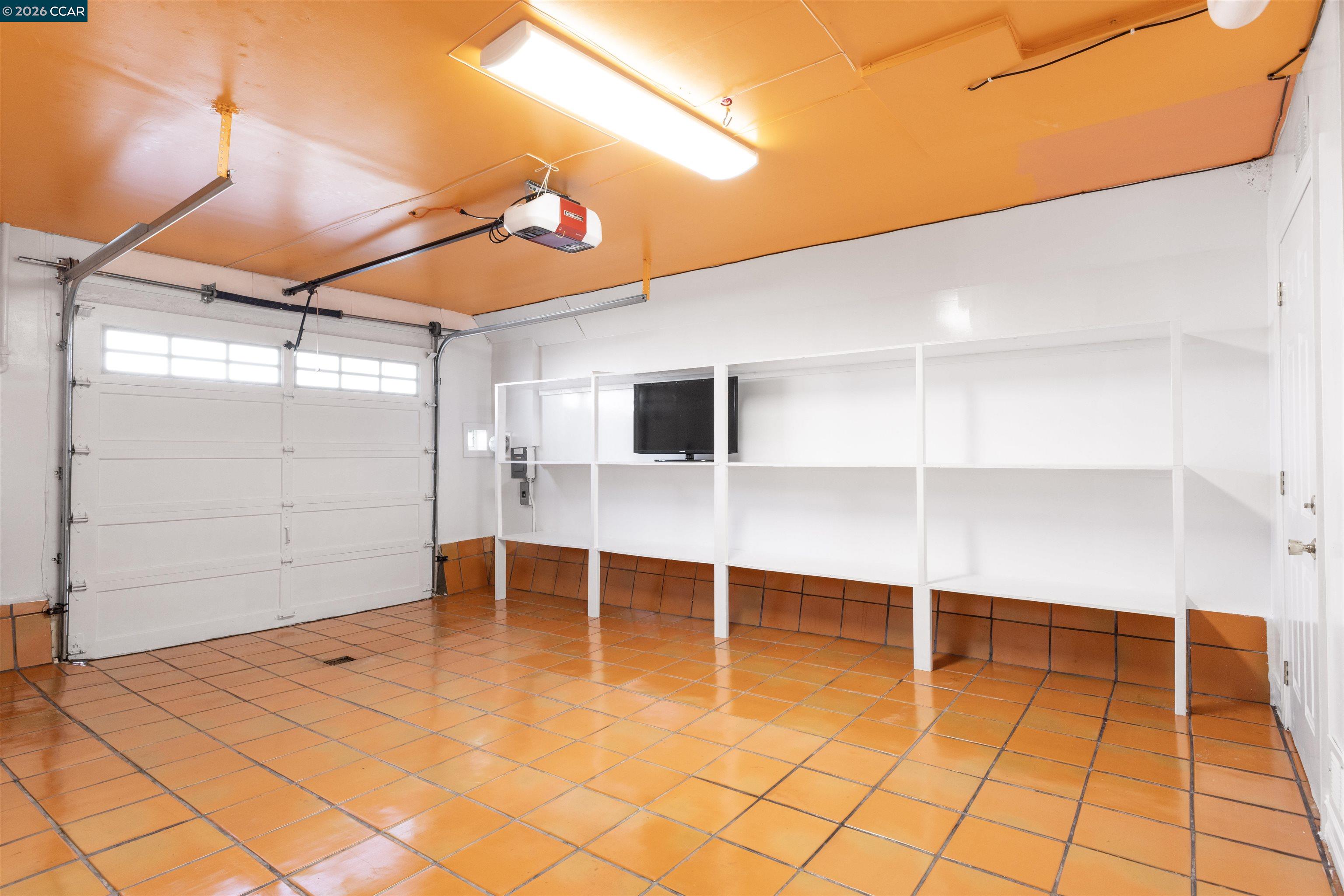 Detail Gallery Image 34 of 40 For 719 Lakeview Ave, San Francisco,  CA 94112 - 3 Beds | 2 Baths