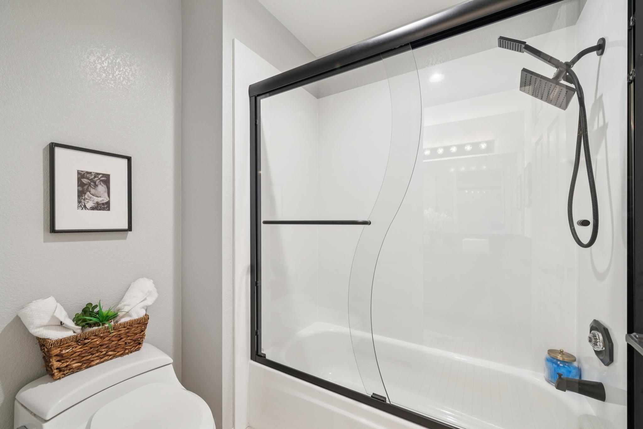 Detail Gallery Image 48 of 59 For 18 Applegate Way, Alameda,  CA 94502 - 5 Beds | 3 Baths