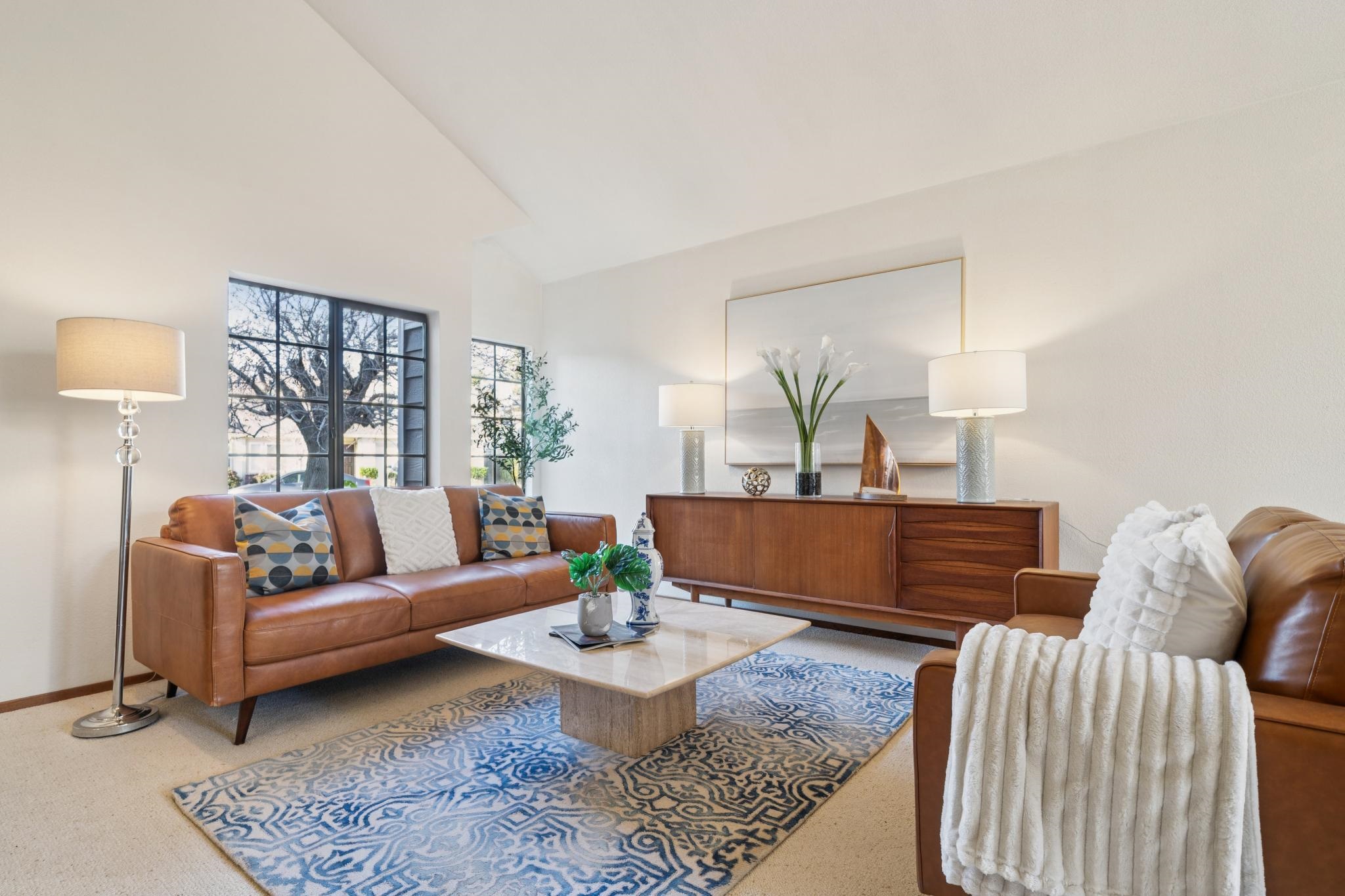 Detail Gallery Image 7 of 59 For 18 Applegate Way, Alameda,  CA 94502 - 5 Beds | 3 Baths