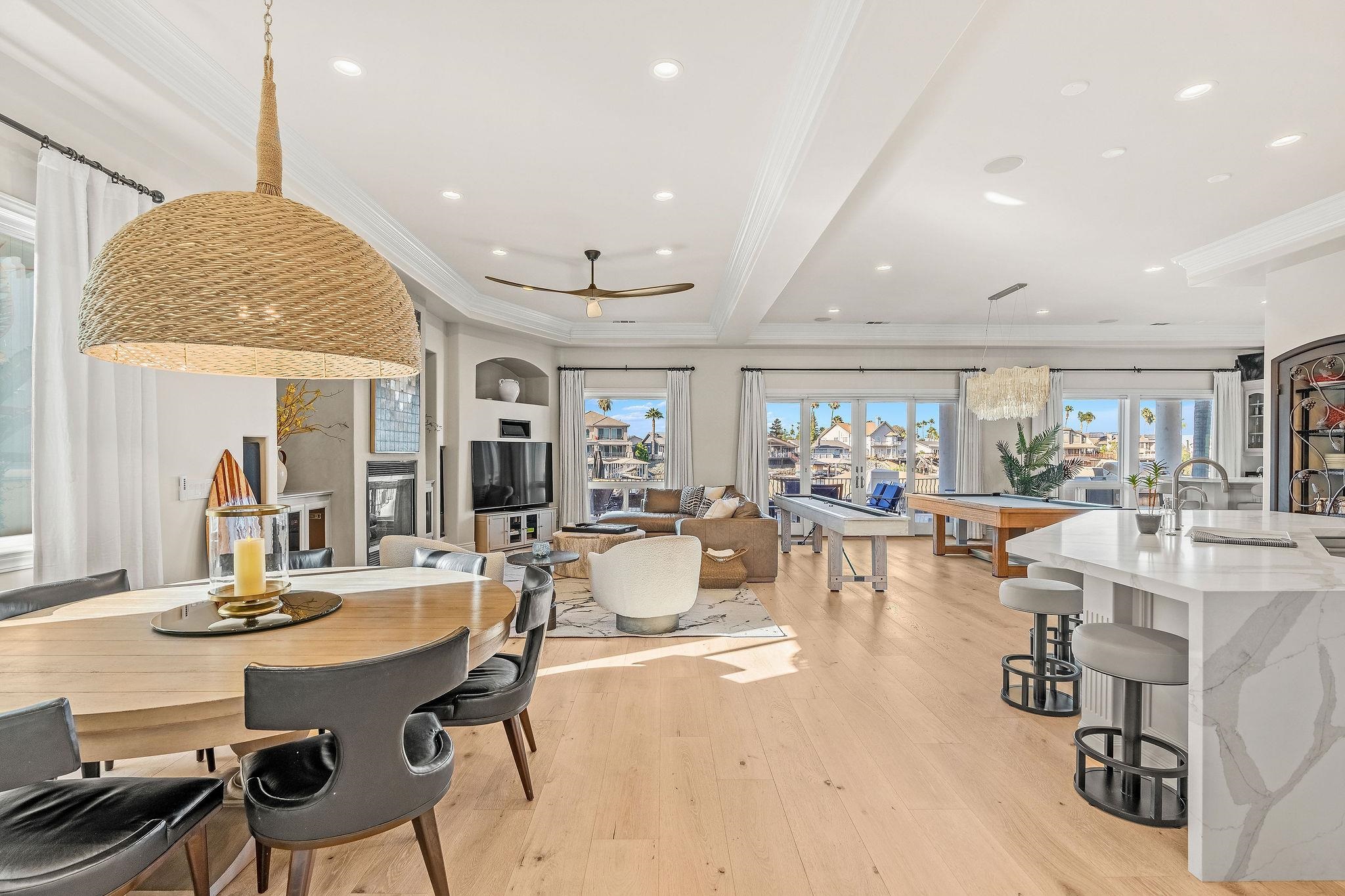 Detail Gallery Image 5 of 48 For 5055 Cabrillo Pt, Discovery Bay,  CA 94505 - 5 Beds | 5/1 Baths