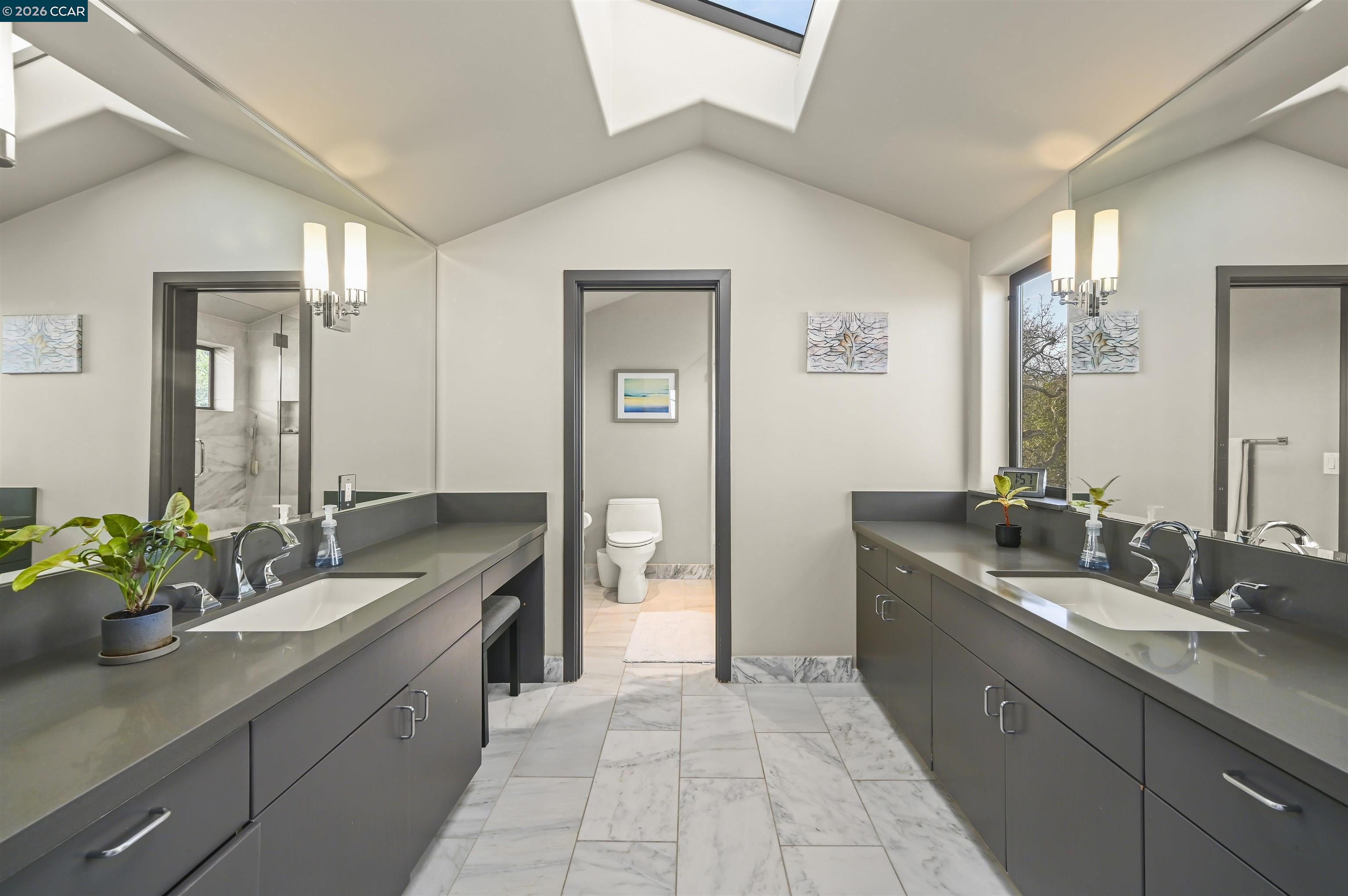 Detail Gallery Image 26 of 47 For 3284 Surmont Dr, Lafayette,  CA 94549 - 4 Beds | 3/1 Baths