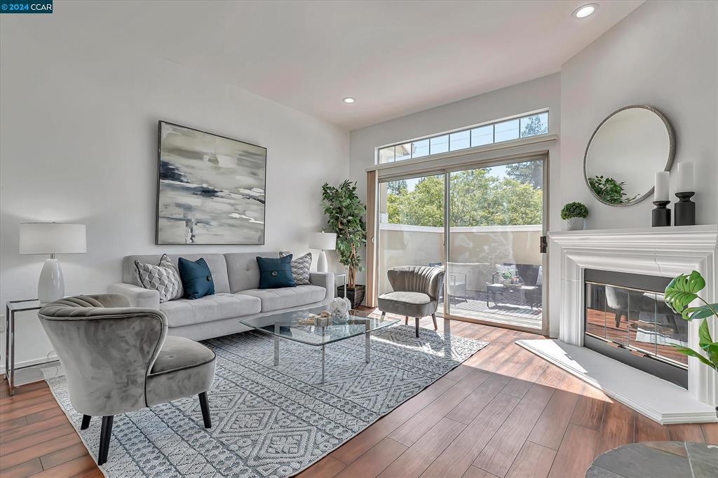 Detail Gallery Image 6 of 57 For 618 Palomino Dr, Pleasanton,  CA 94566 - 3 Beds | 2/1 Baths