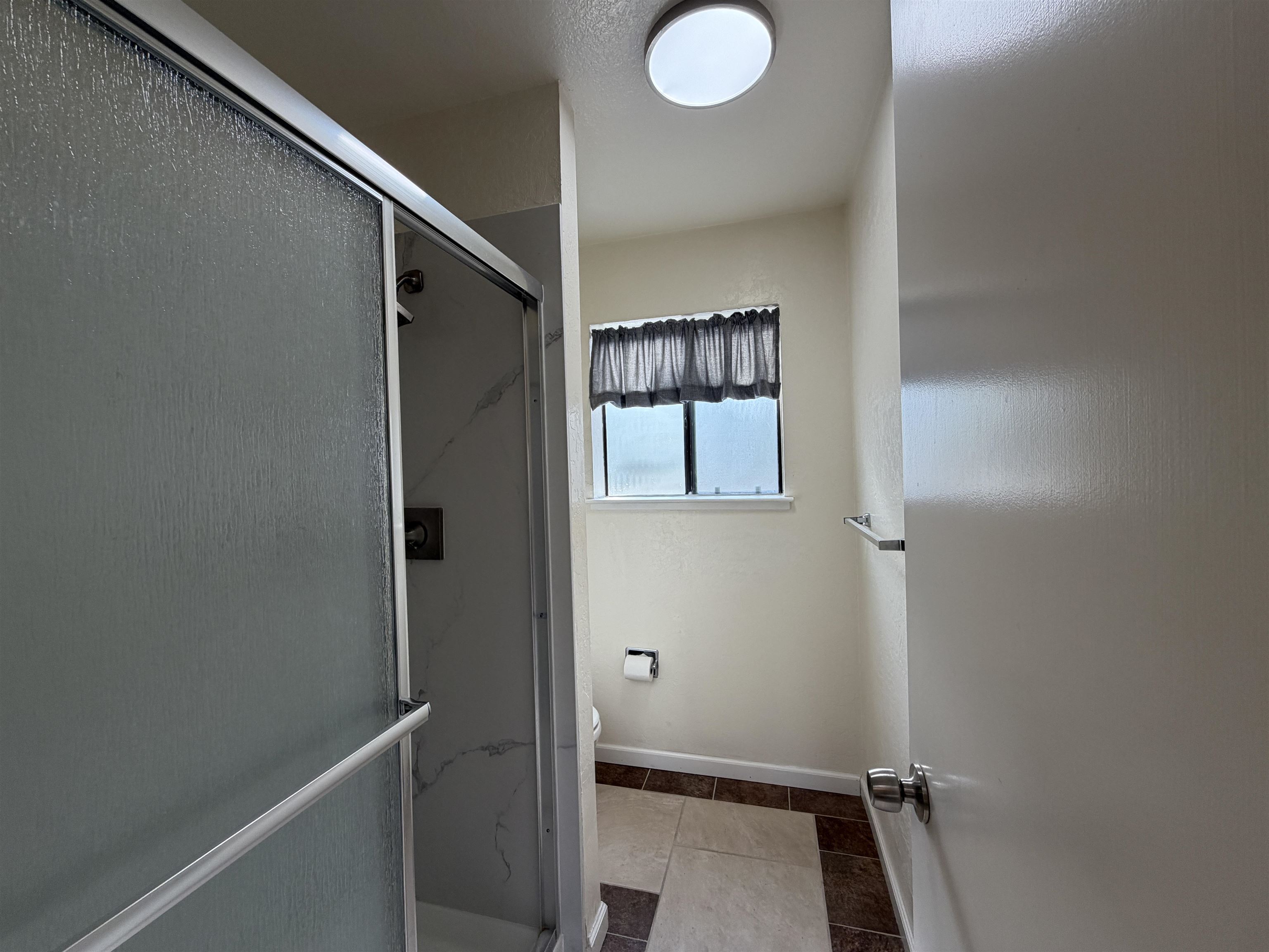 Detail Gallery Image 18 of 30 For 5143 Oakdale Ct, Pleasanton,  CA 94588 - 3 Beds | 2/1 Baths