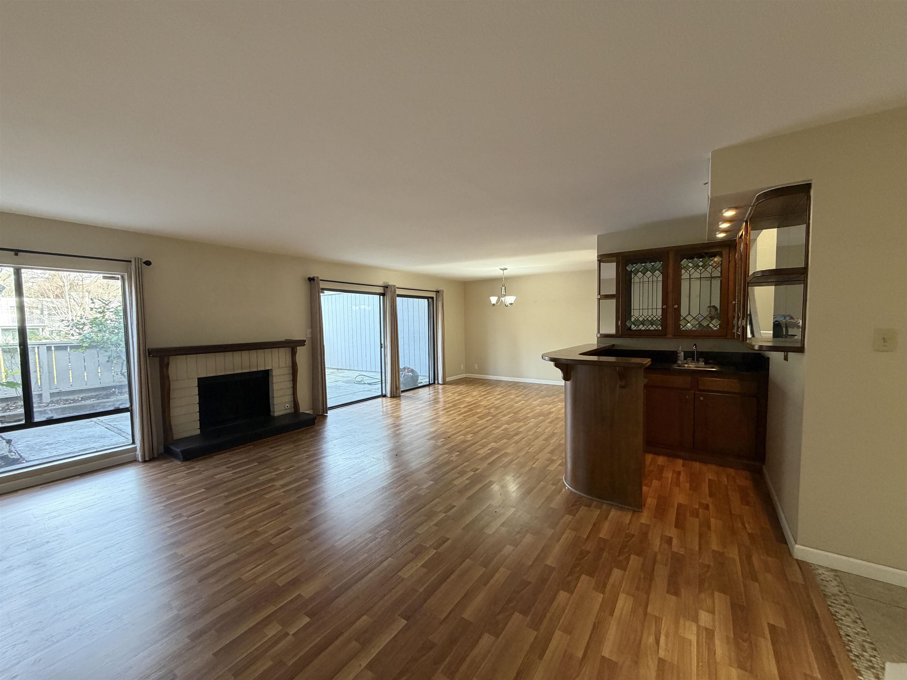 Detail Gallery Image 7 of 30 For 5143 Oakdale Ct, Pleasanton,  CA 94588 - 3 Beds | 2/1 Baths