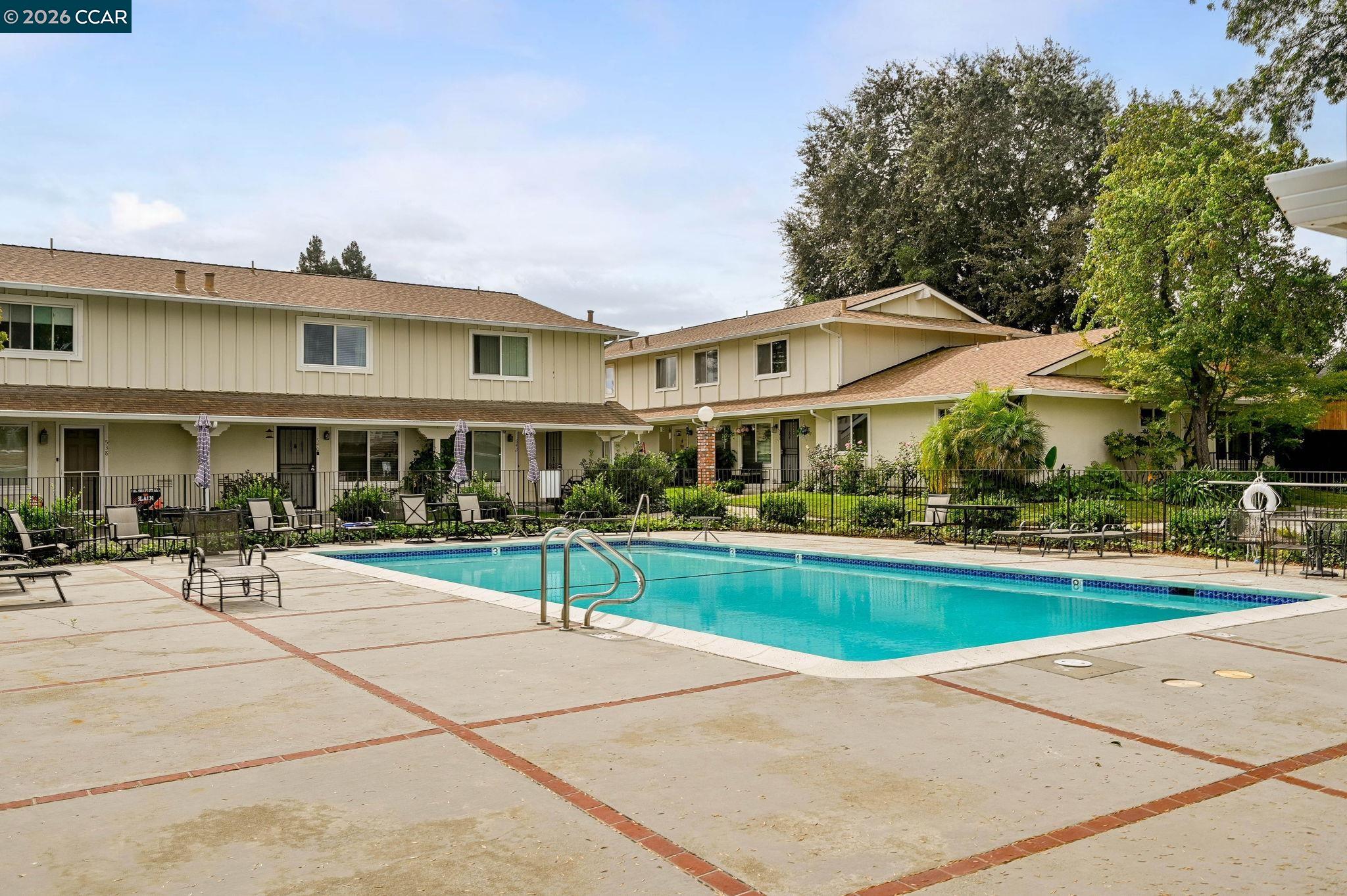 Detail Gallery Image 24 of 28 For 412 Carrillo Ct., San Ramon,  CA 94583 - 2 Beds | 1 Baths