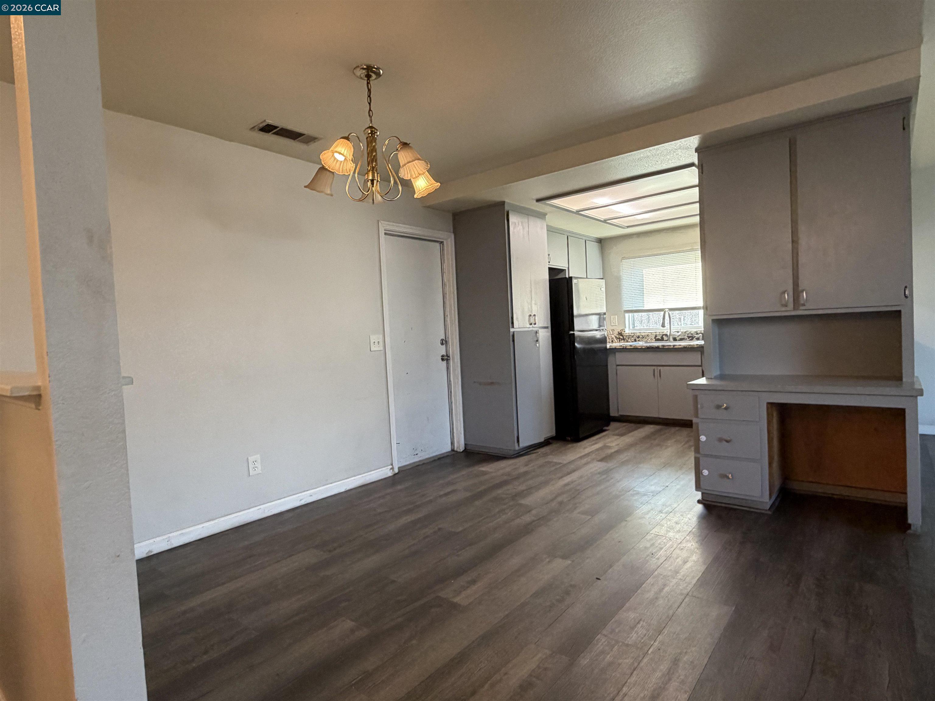 Detail Gallery Image 1 of 23 For 2406 White Birch Dr, Merced,  CA 95348 - 3 Beds | 2 Baths