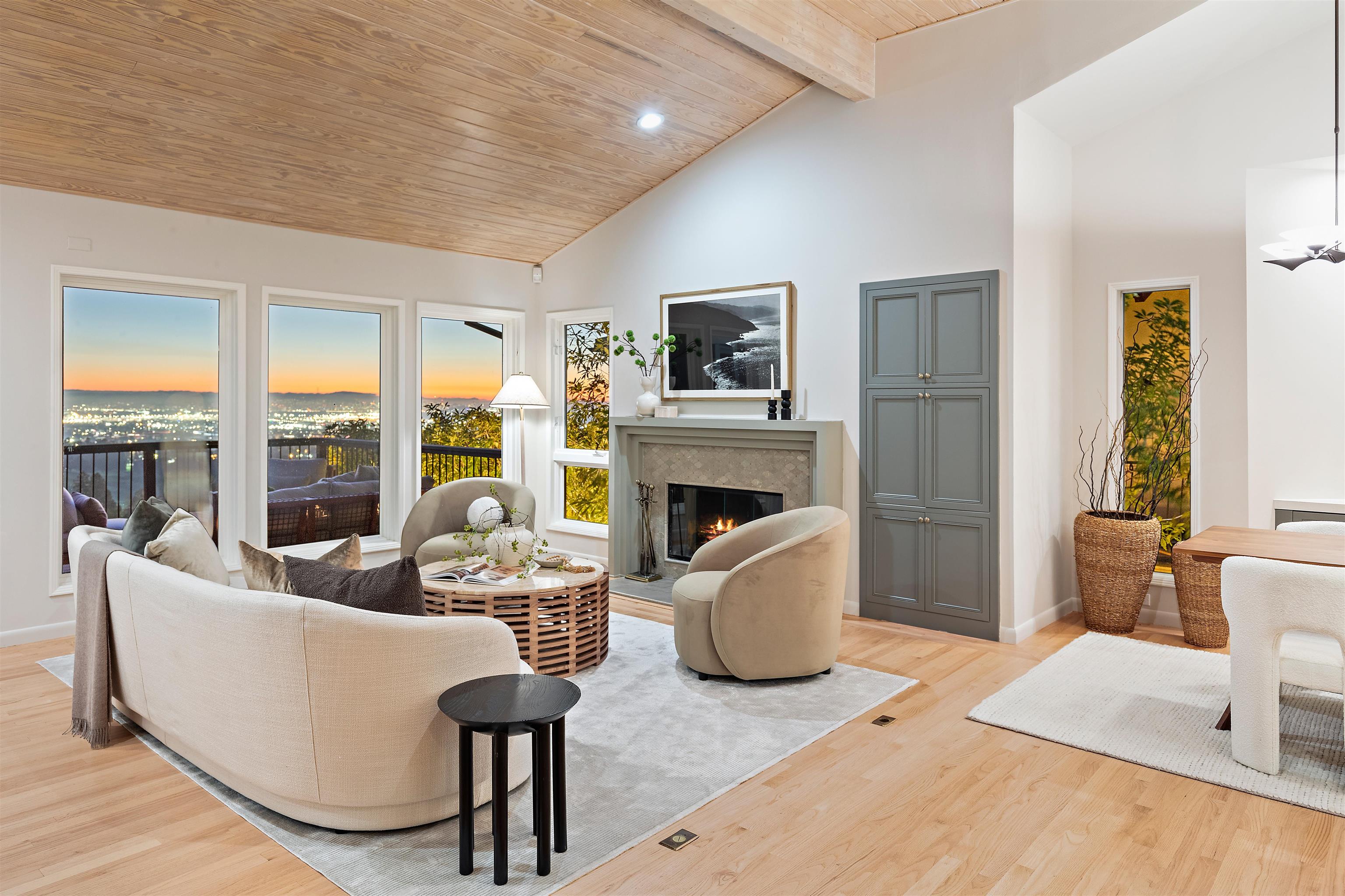 Detail Gallery Image 18 of 60 For 6189 Contra Costa Road, Oakland,  CA 94618 - 5 Beds | 4/1 Baths