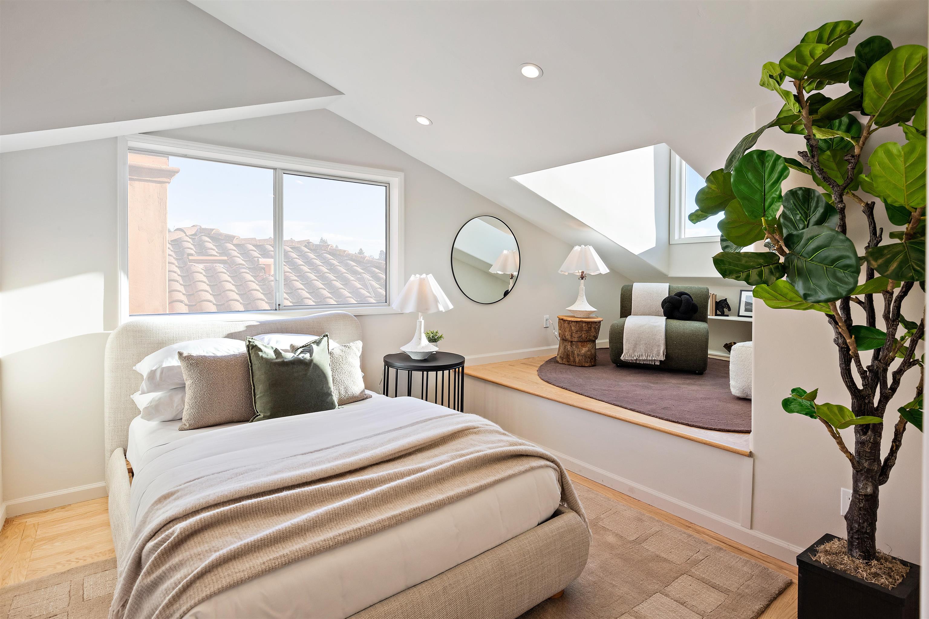 Detail Gallery Image 36 of 60 For 6189 Contra Costa Road, Oakland,  CA 94618 - 5 Beds | 4/1 Baths