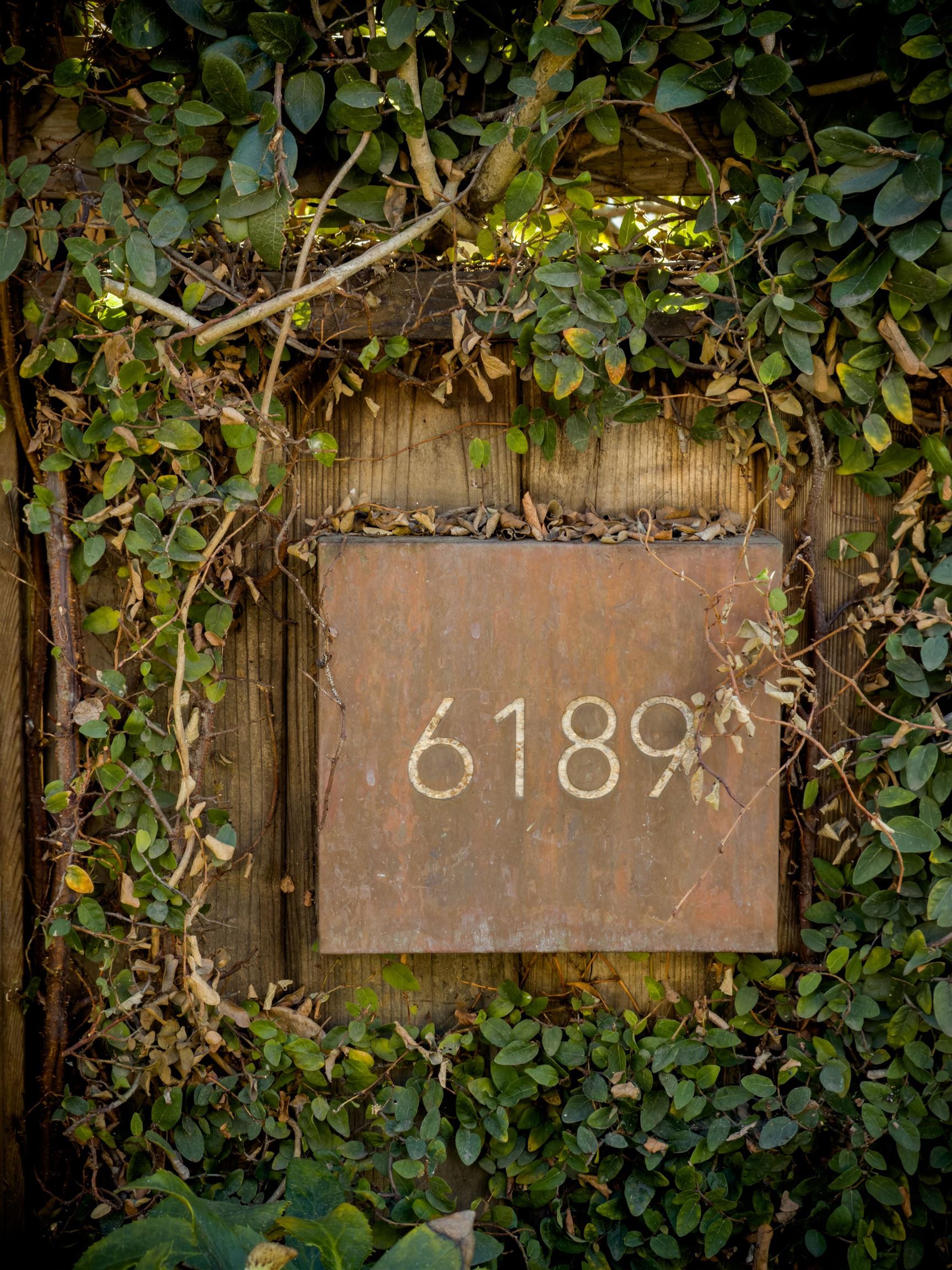 Detail Gallery Image 5 of 60 For 6189 Contra Costa Road, Oakland,  CA 94618 - 5 Beds | 4/1 Baths