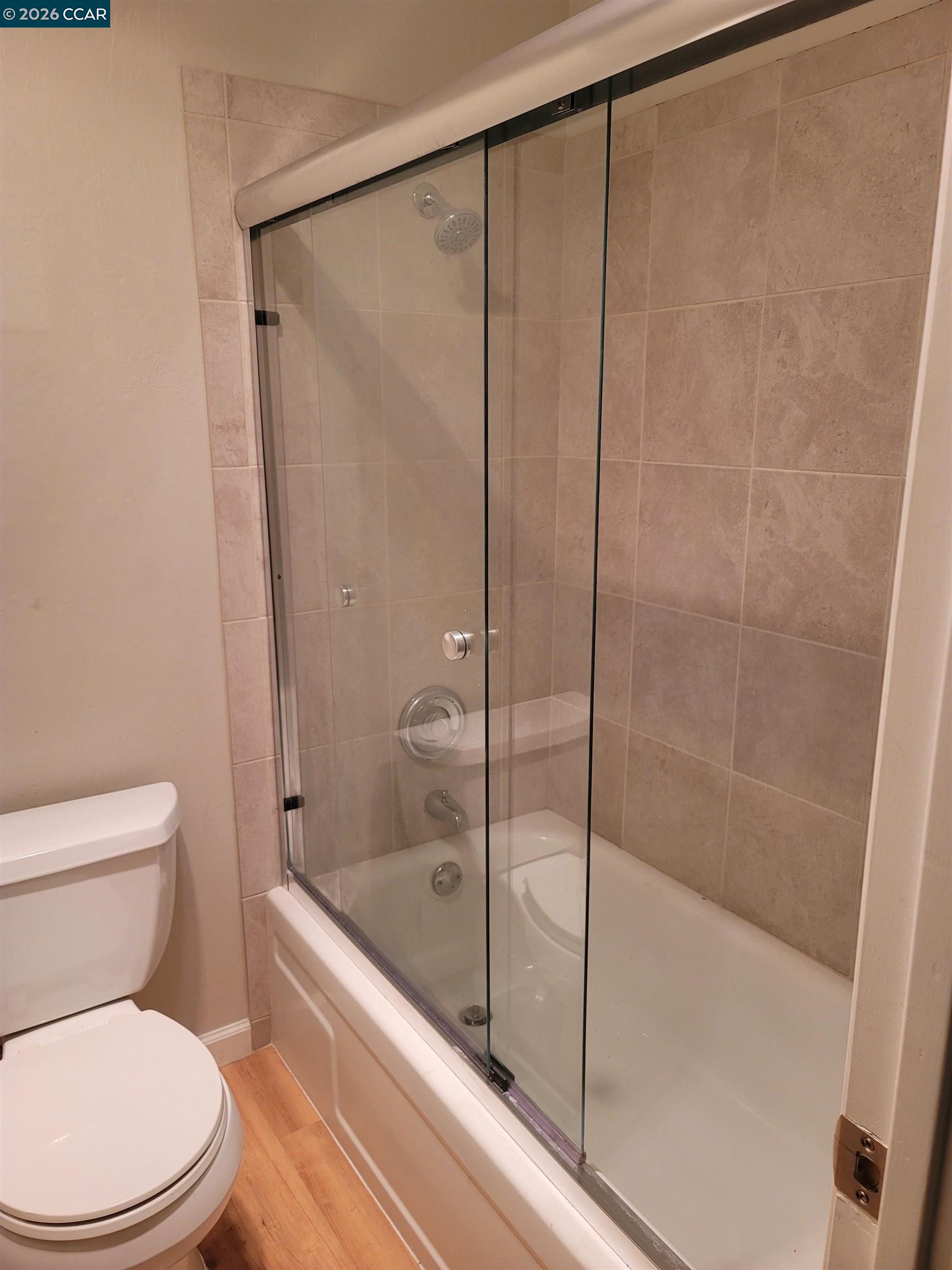 Photo #7: 41121933 Listing: Photo #7