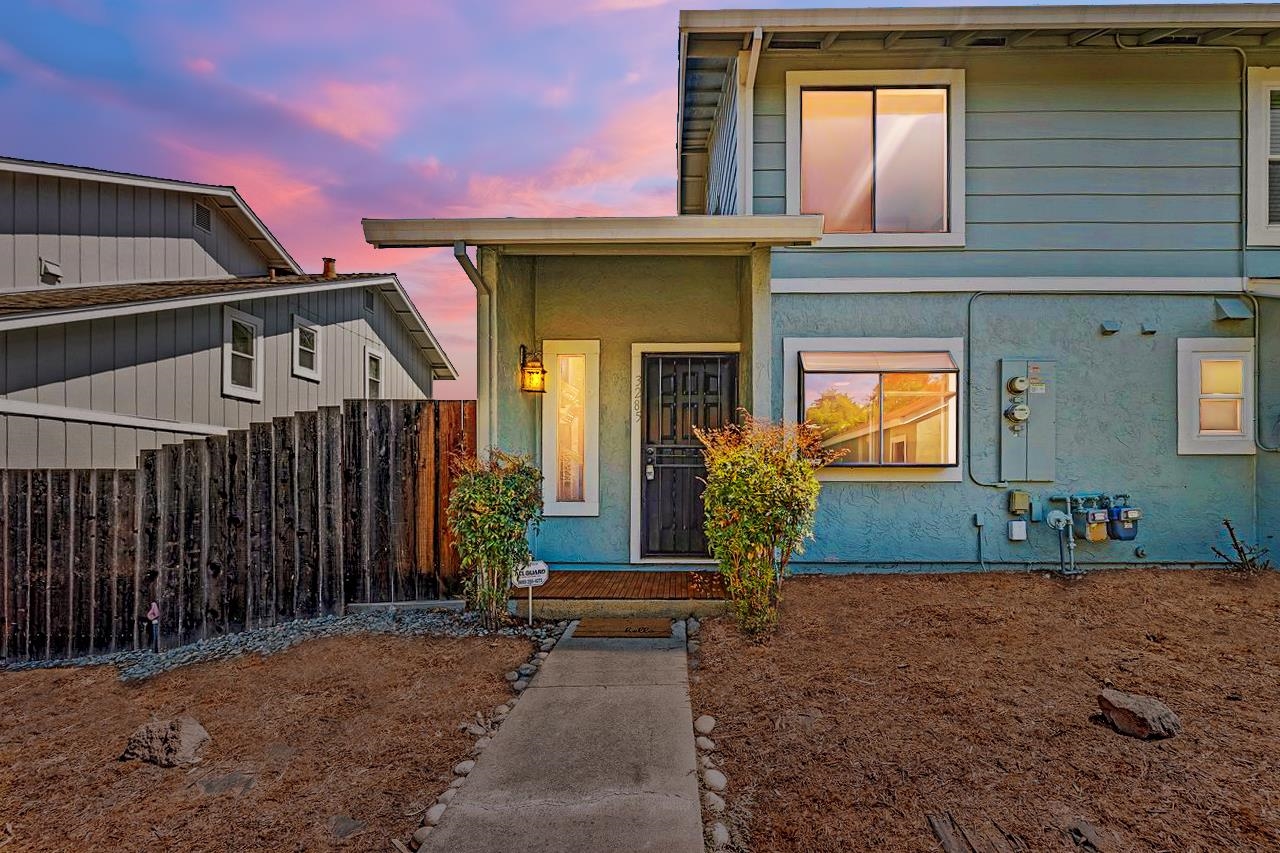 Photo #3: 41121934 Listing: Photo #3