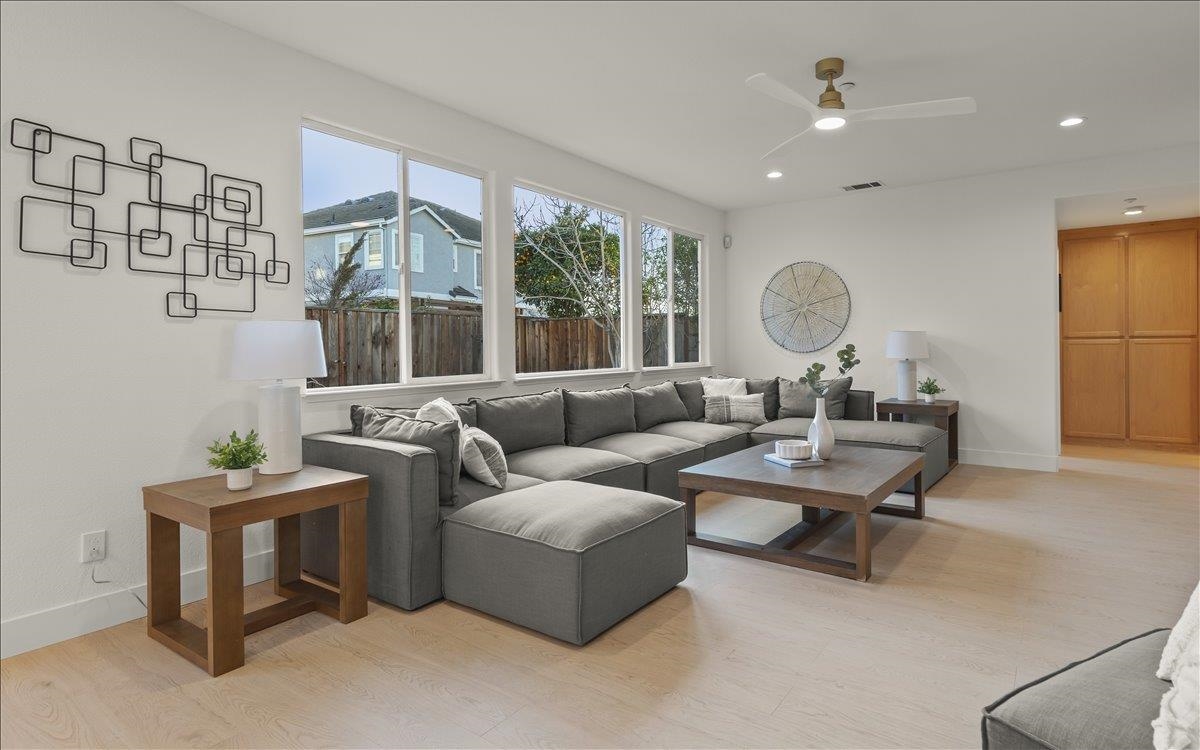 Detail Gallery Image 14 of 42 For 36063 Crystal Springs Dr, Newark,  CA 94560 - 5 Beds | 3 Baths