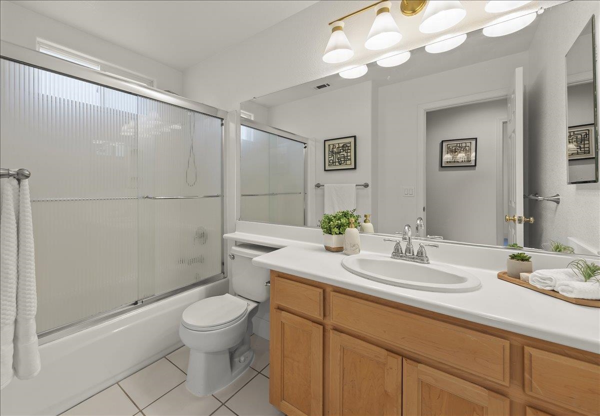 Detail Gallery Image 19 of 42 For 36063 Crystal Springs Dr, Newark,  CA 94560 - 5 Beds | 3 Baths