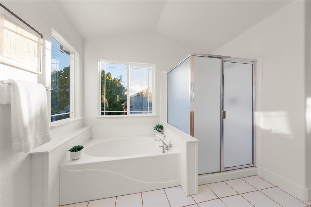 Detail Gallery Image 38 of 42 For 36063 Crystal Springs Dr, Newark,  CA 94560 - 5 Beds | 3 Baths