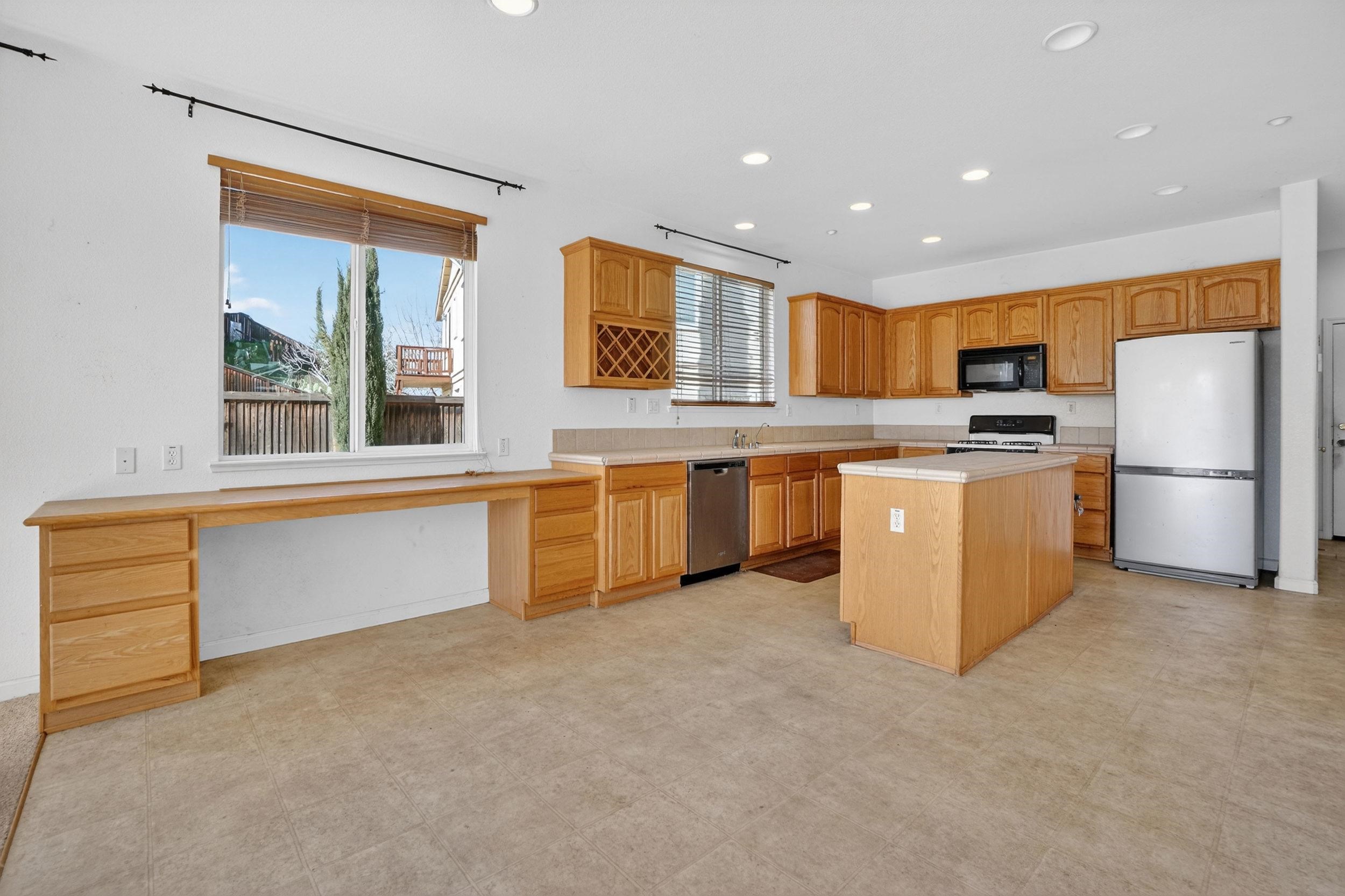 Detail Gallery Image 17 of 54 For 719 Flemish Ct, Brentwood,  CA 94513 - 4 Beds | 3 Baths