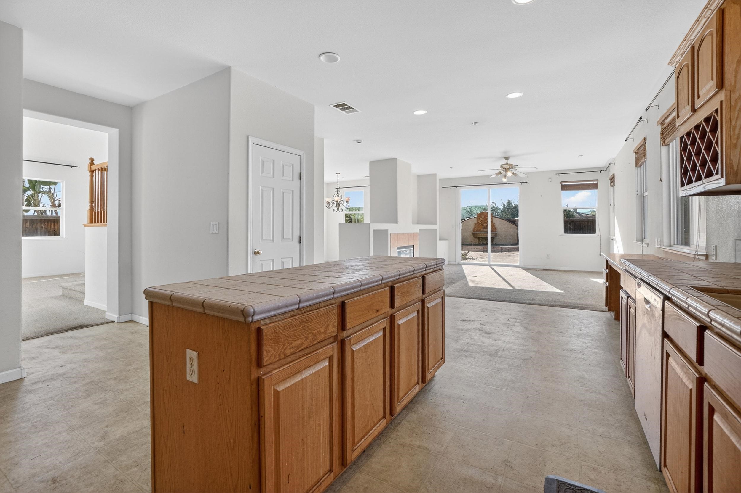 Detail Gallery Image 21 of 54 For 719 Flemish Ct, Brentwood,  CA 94513 - 4 Beds | 3 Baths