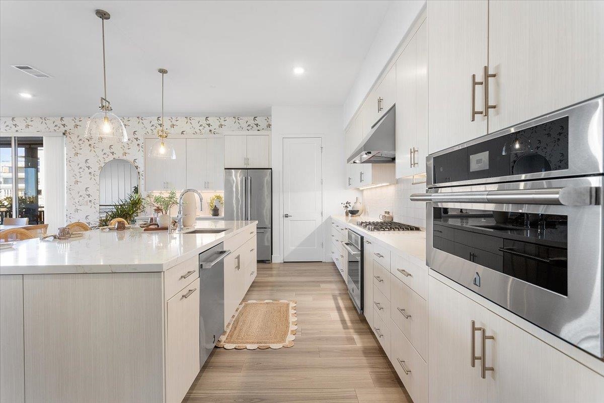 Photo #9: 41121940 Listing: Photo #9