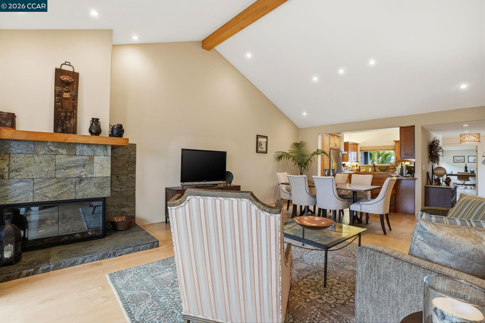 Photo #12: 41121946 Listing: Photo #12